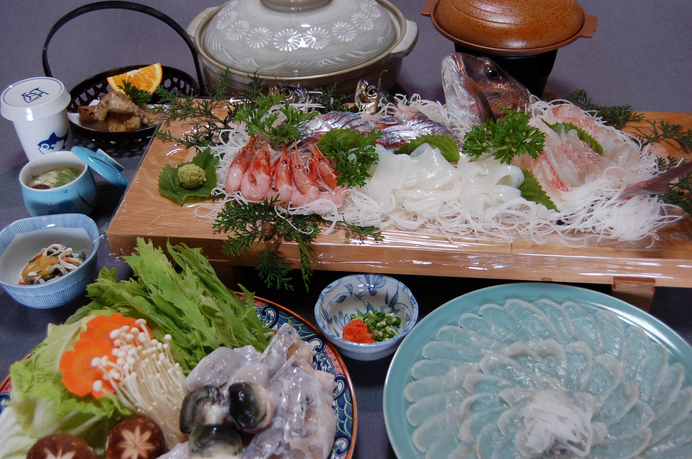 Wakasa blowfish and boat course