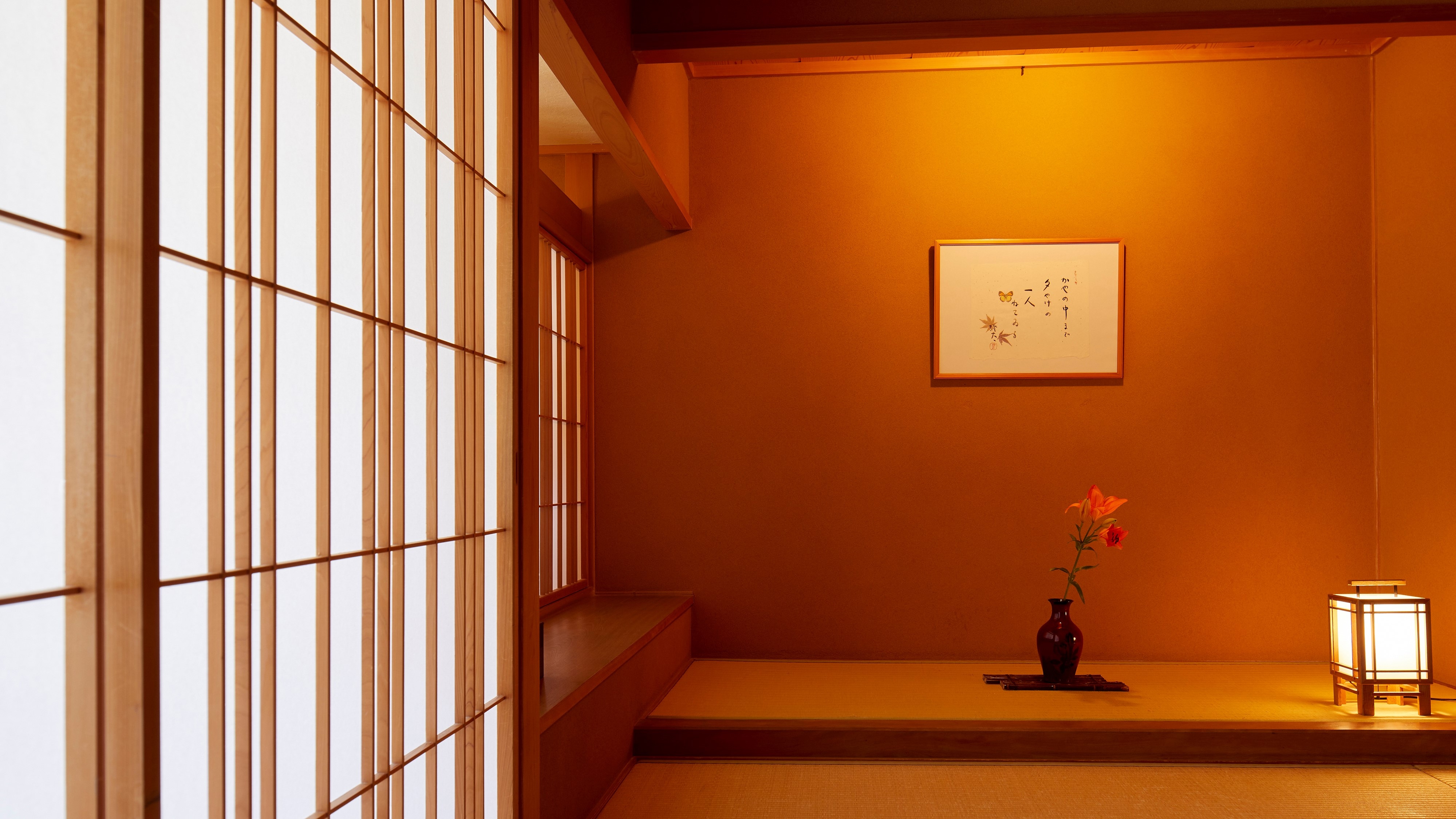 Standard Japanese-style room alcove