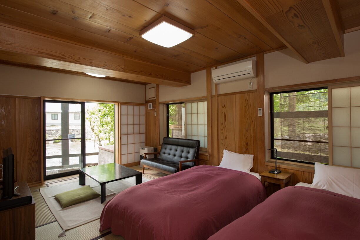 1st floor guest room, river side, 12 tatami mats, "Buna"