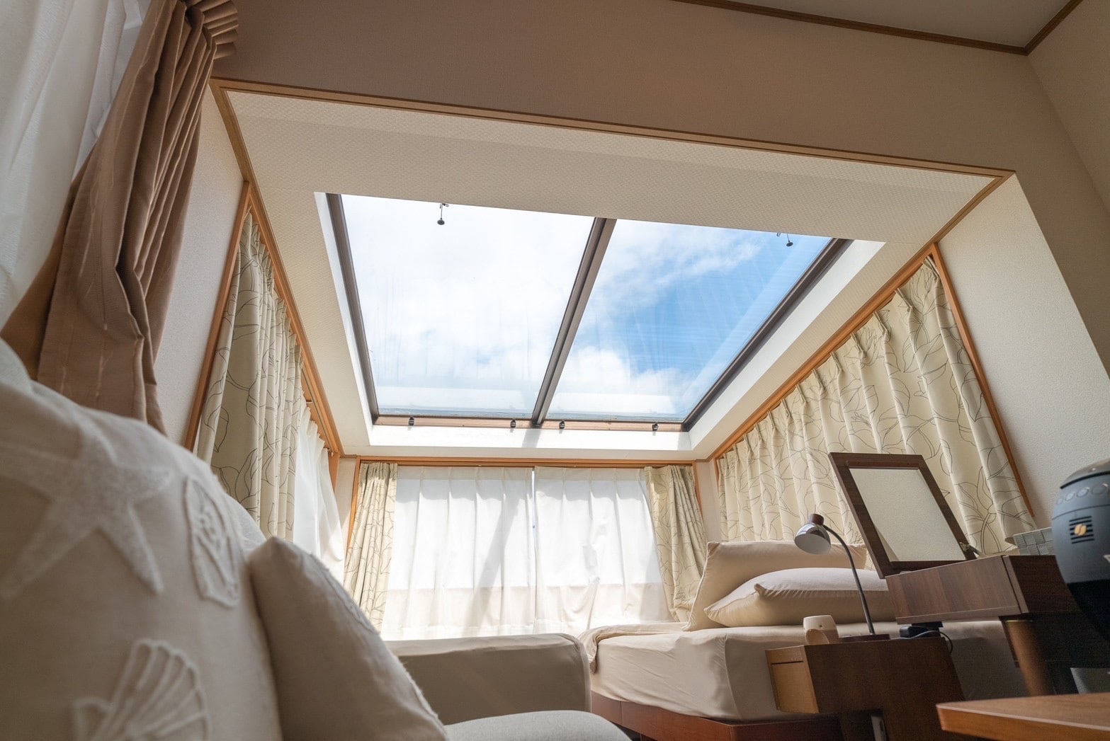 Large skylight
