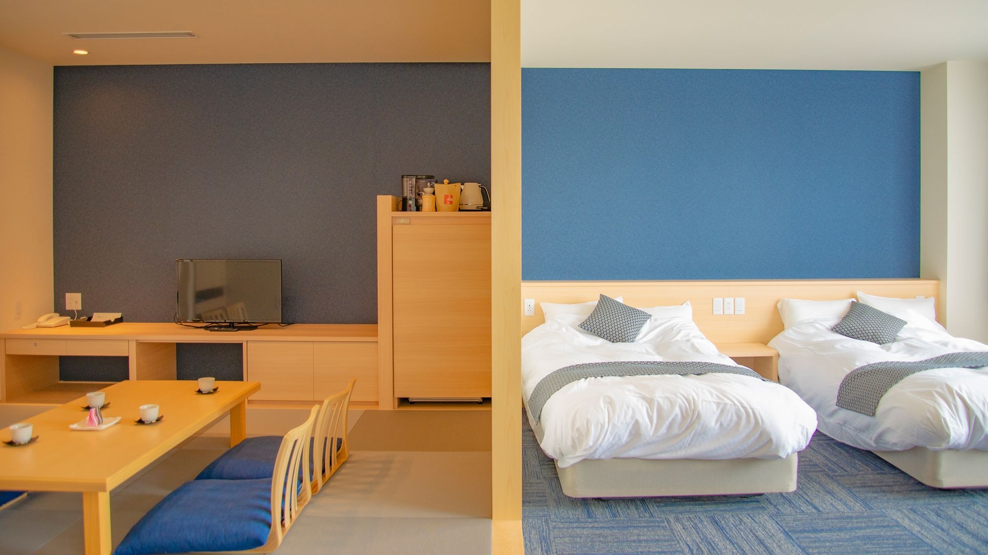 205 Ruri twin beds and Japanese-style room