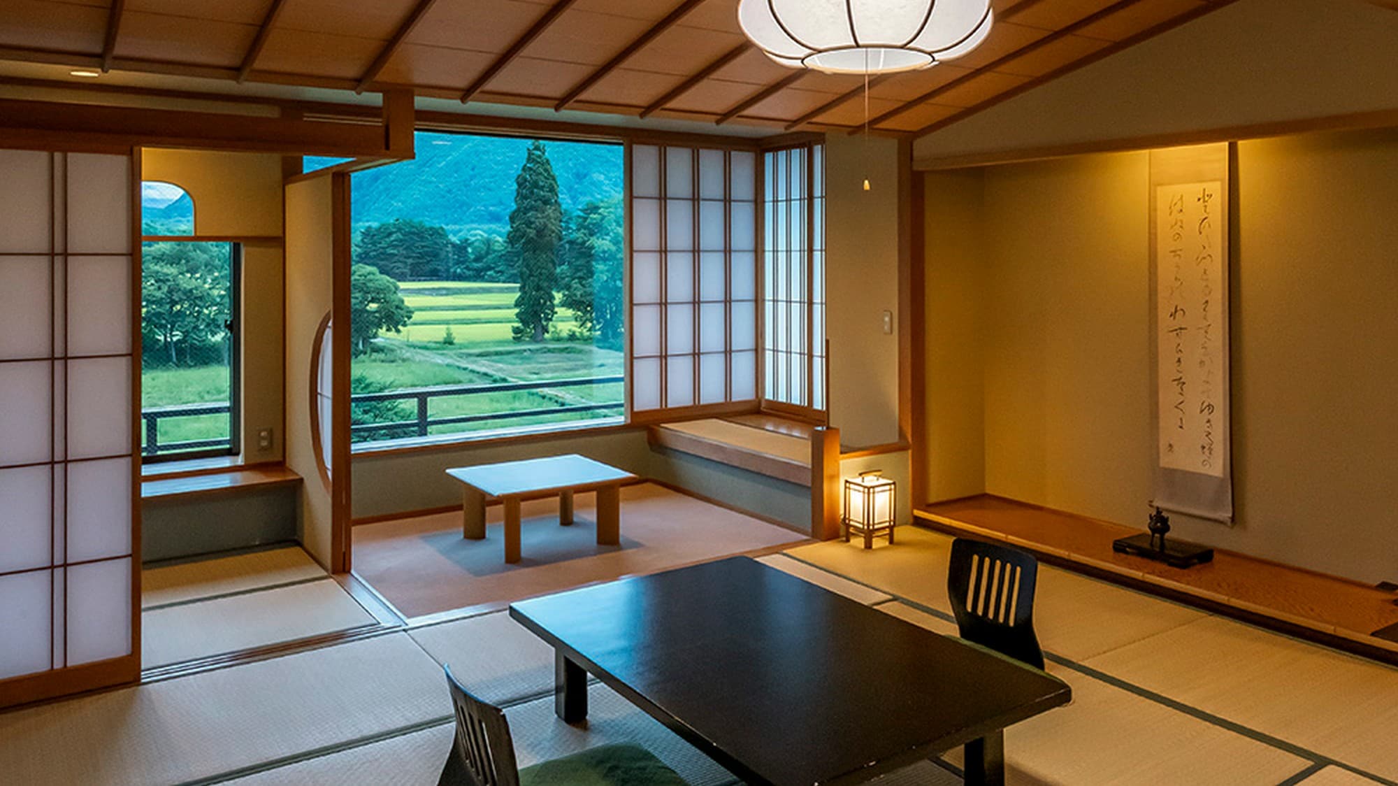 [Aoikan Japanese-style room] A relaxing space where you can relax in the peaceful nature