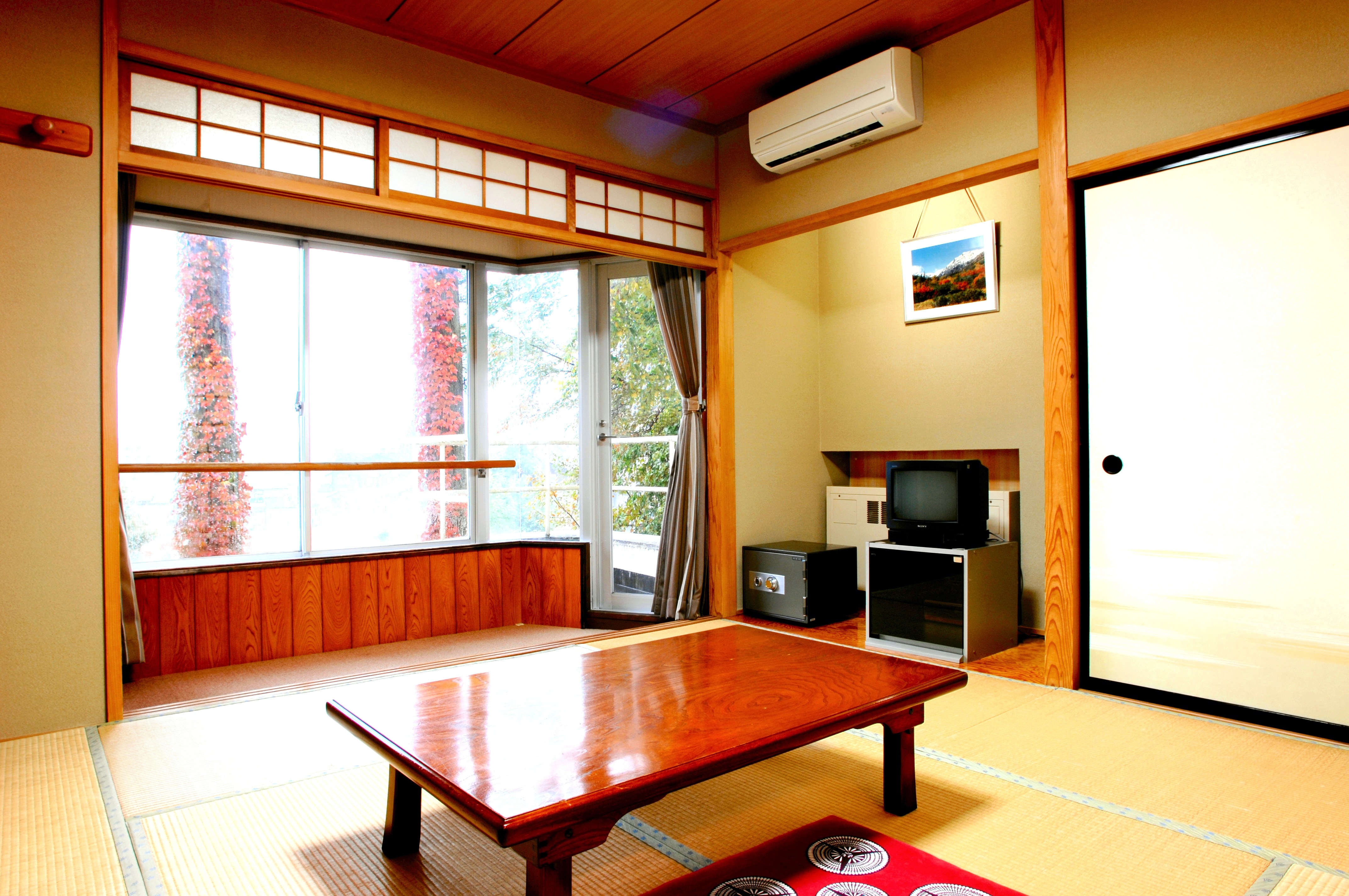 Phòng kiểu Nhật (8 chiếu tatami) (có phòng tắm và nhà vệ sinh)