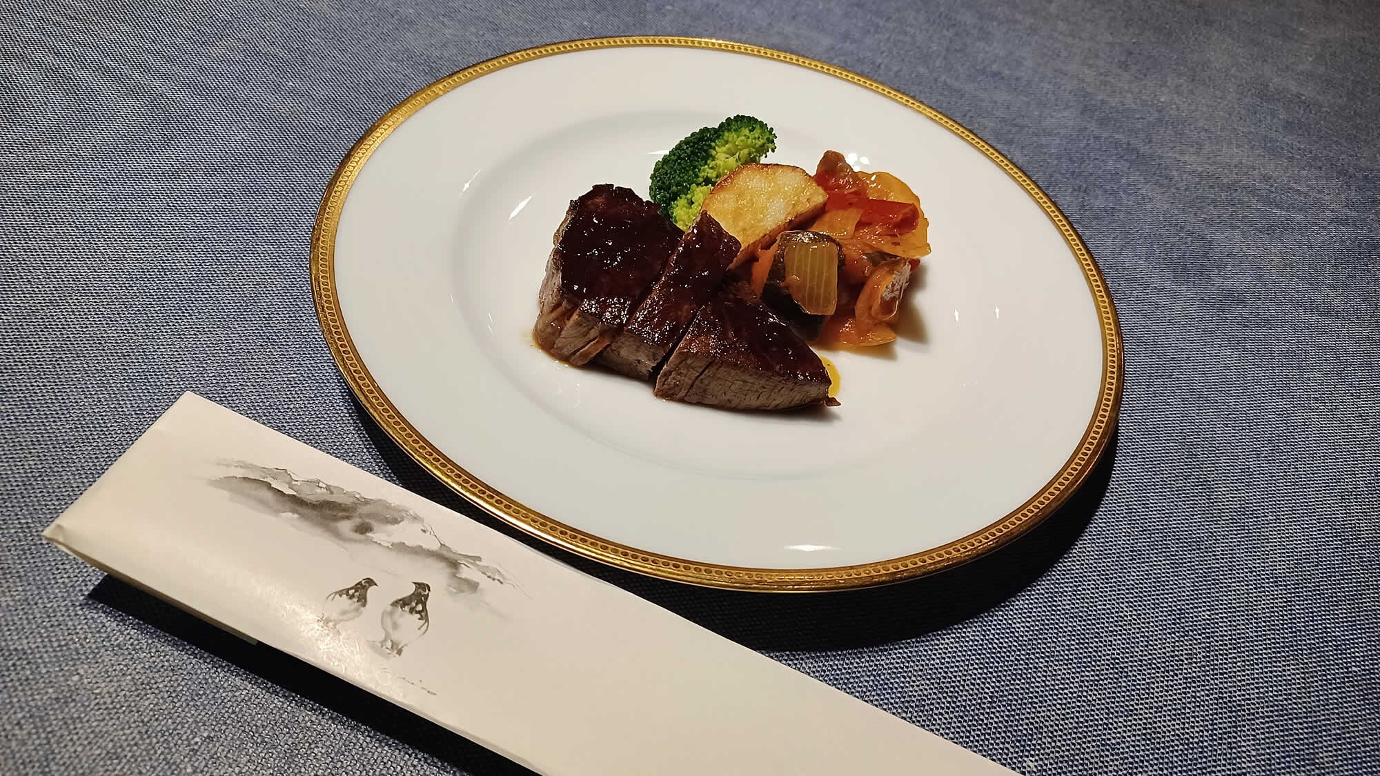 日西融合宴席（特选国产牛菲力牛排）