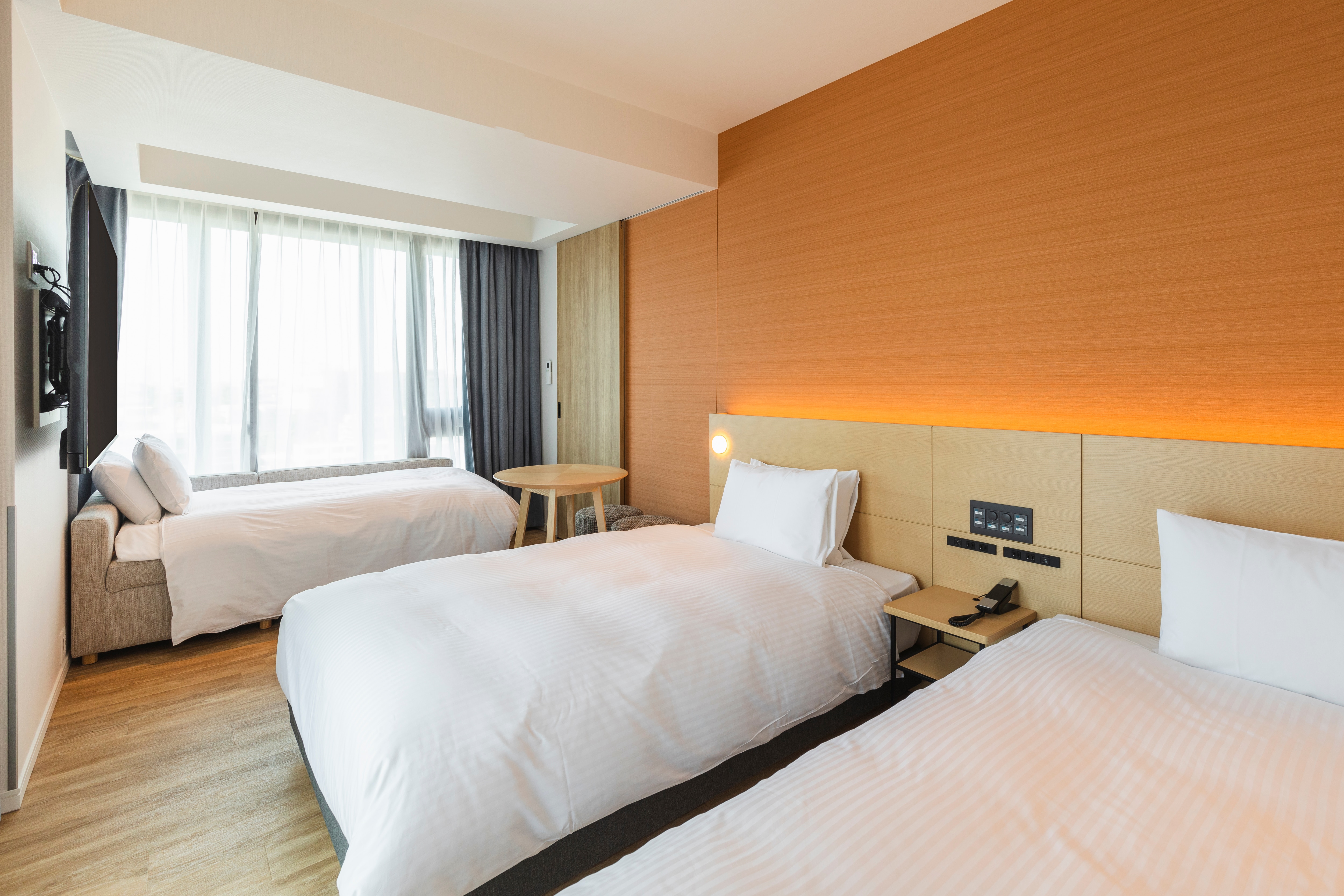Residential Deluxe Twin ⑥
