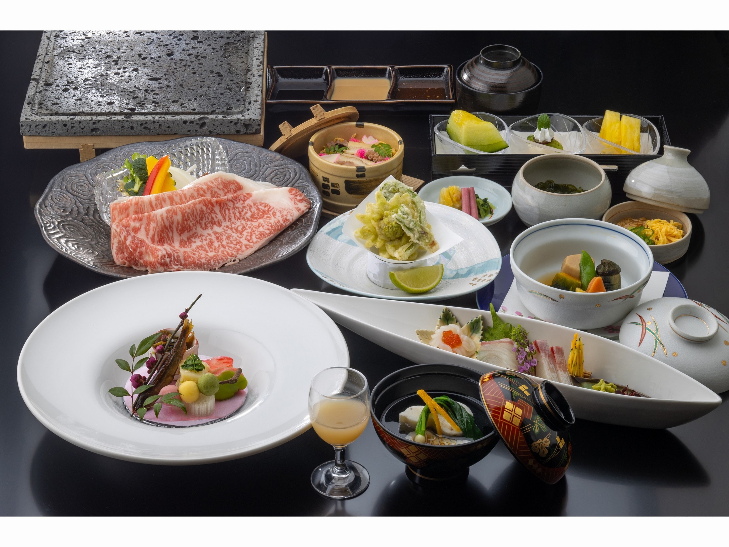 Món Kaiseki cao cấp, bao gồm thịt bò Kobe nướng Shabu-Shabu và Chirashizushi, Món Kaiseki cao cấp, Món lễ hội hoa
