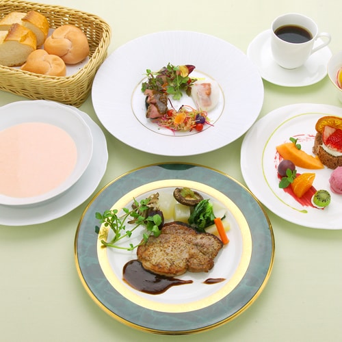 Bữa tối nhẹ với một món chính