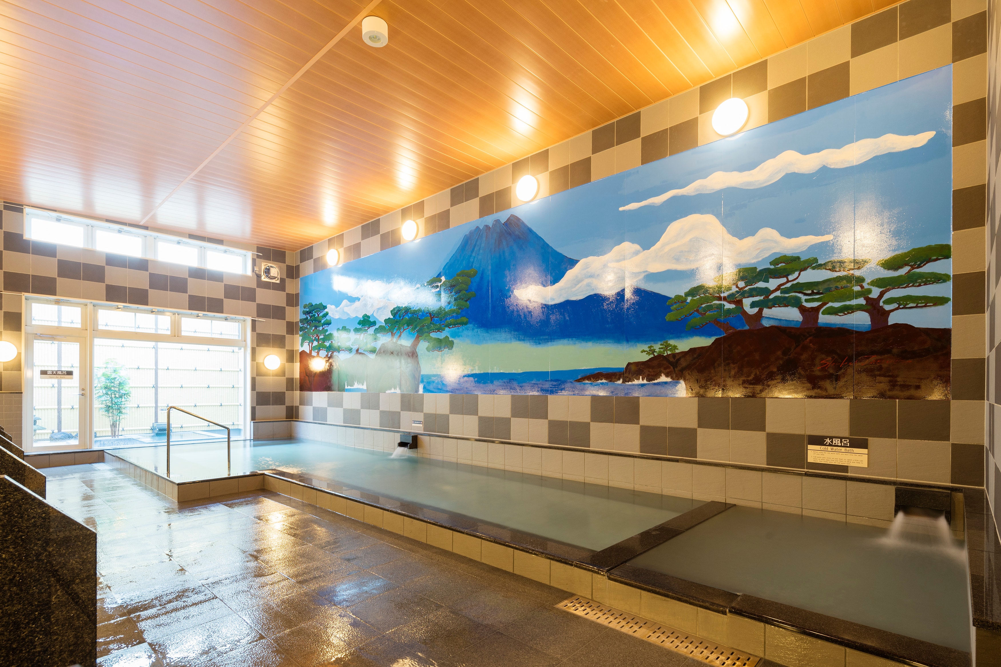 Large hot spring bath "Matsu"