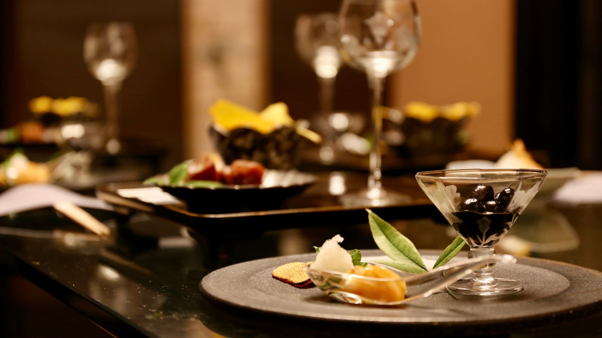 *Ví dụ bữa tối (hình ảnh món khai vị)