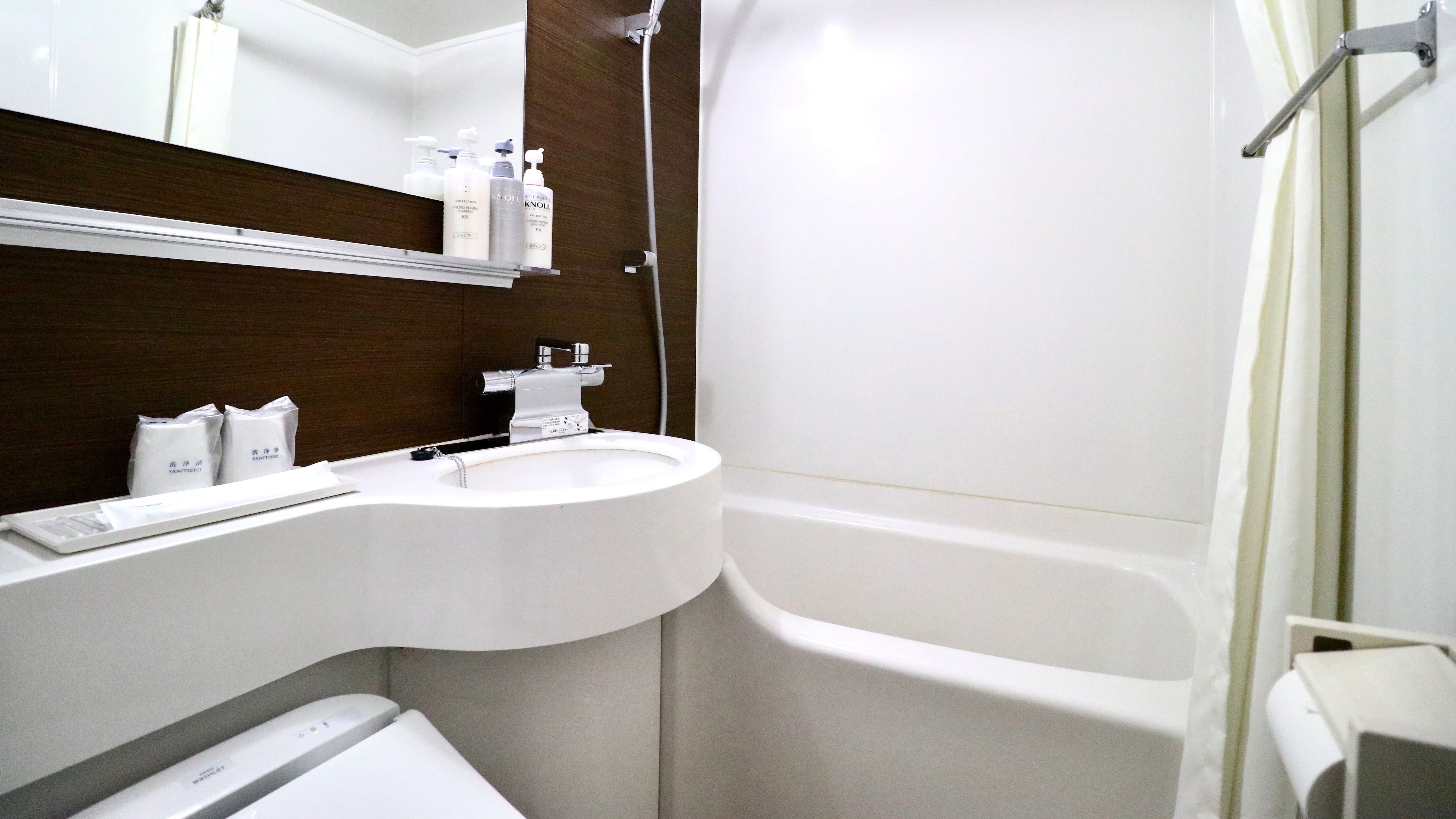 [Room features] Unit bath