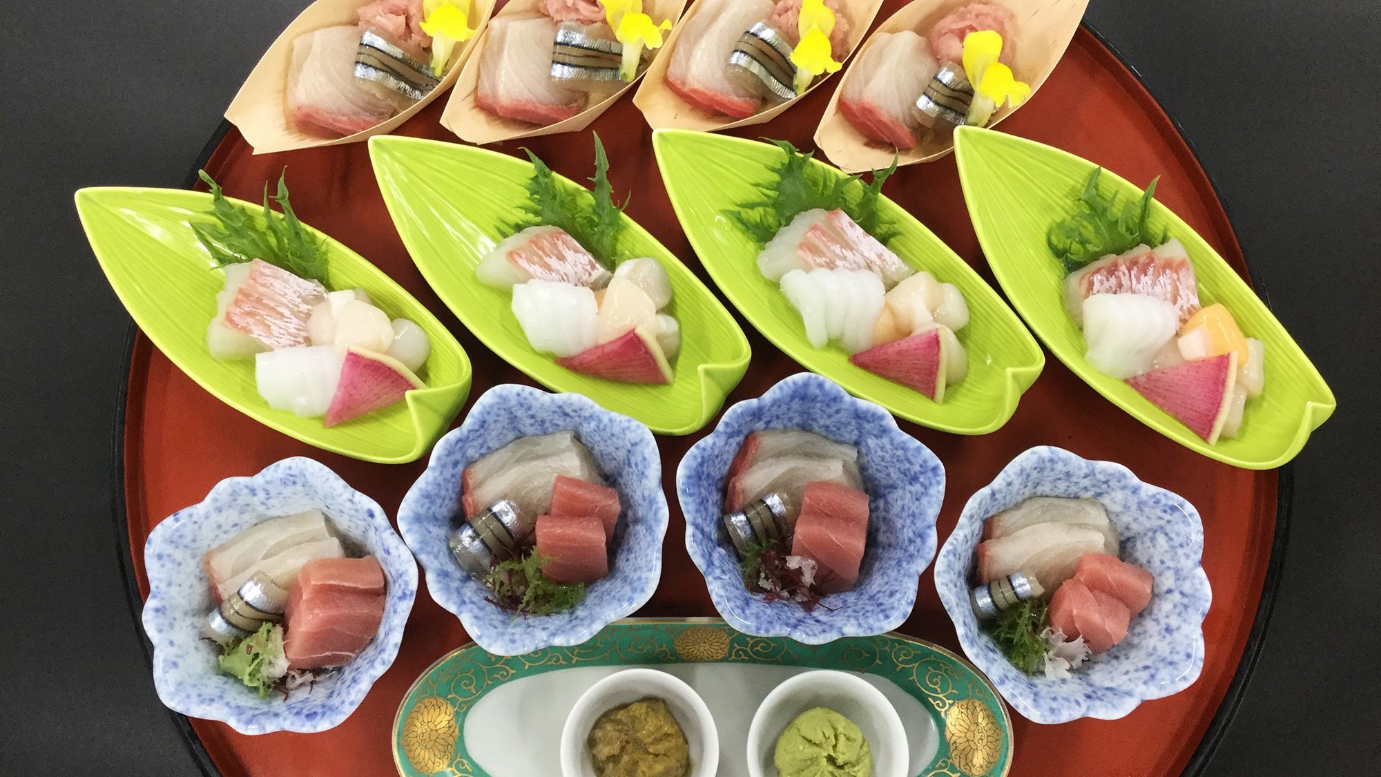 ◆Breakfast Seafood bowl (morning sashimi)