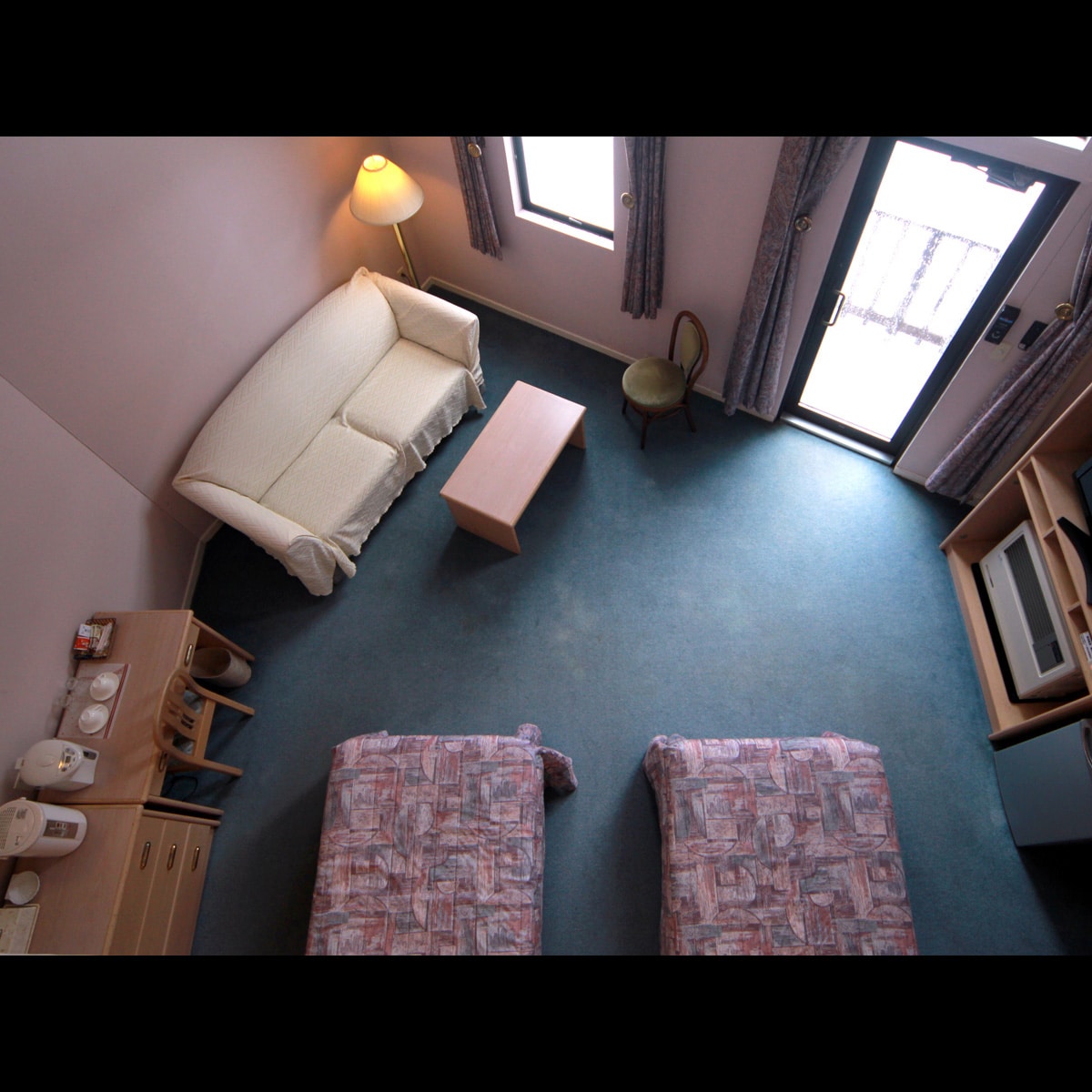 [Guest room] Open-ceiling maisonette room