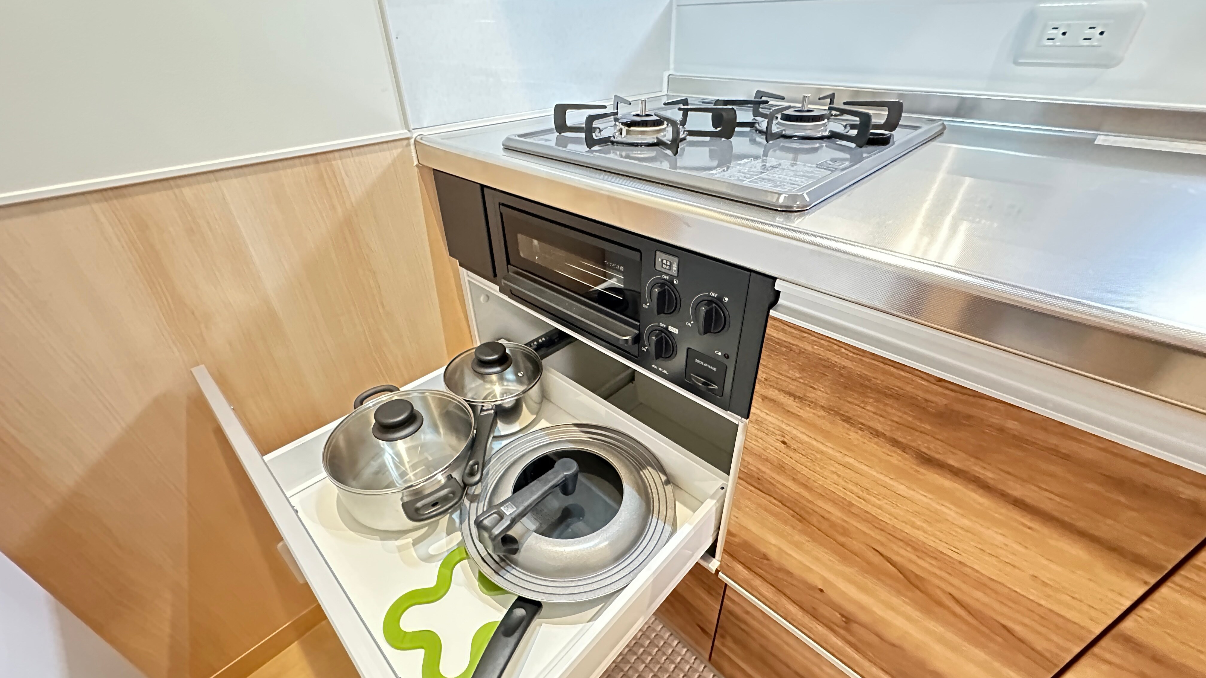 Island-type system kitchen