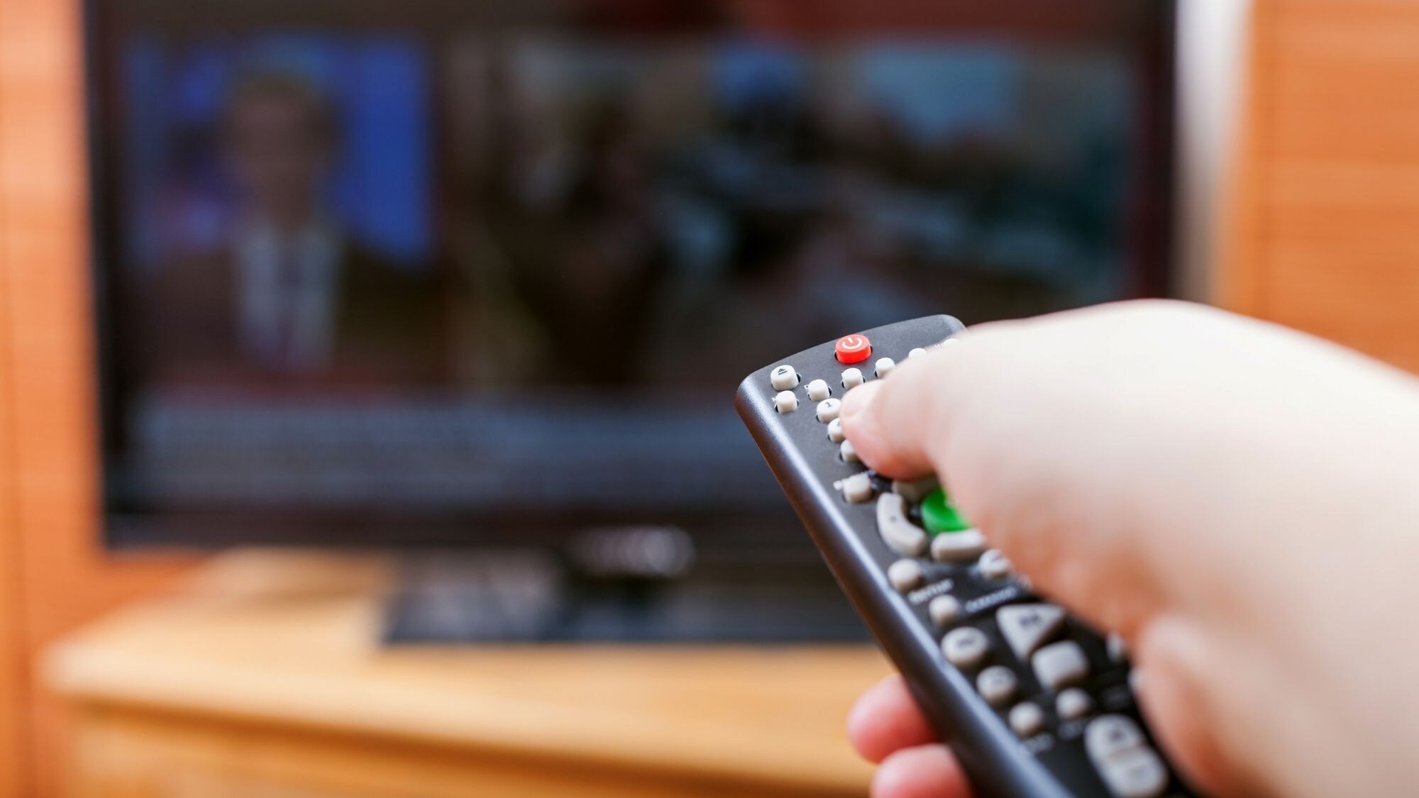 perangkat televisi