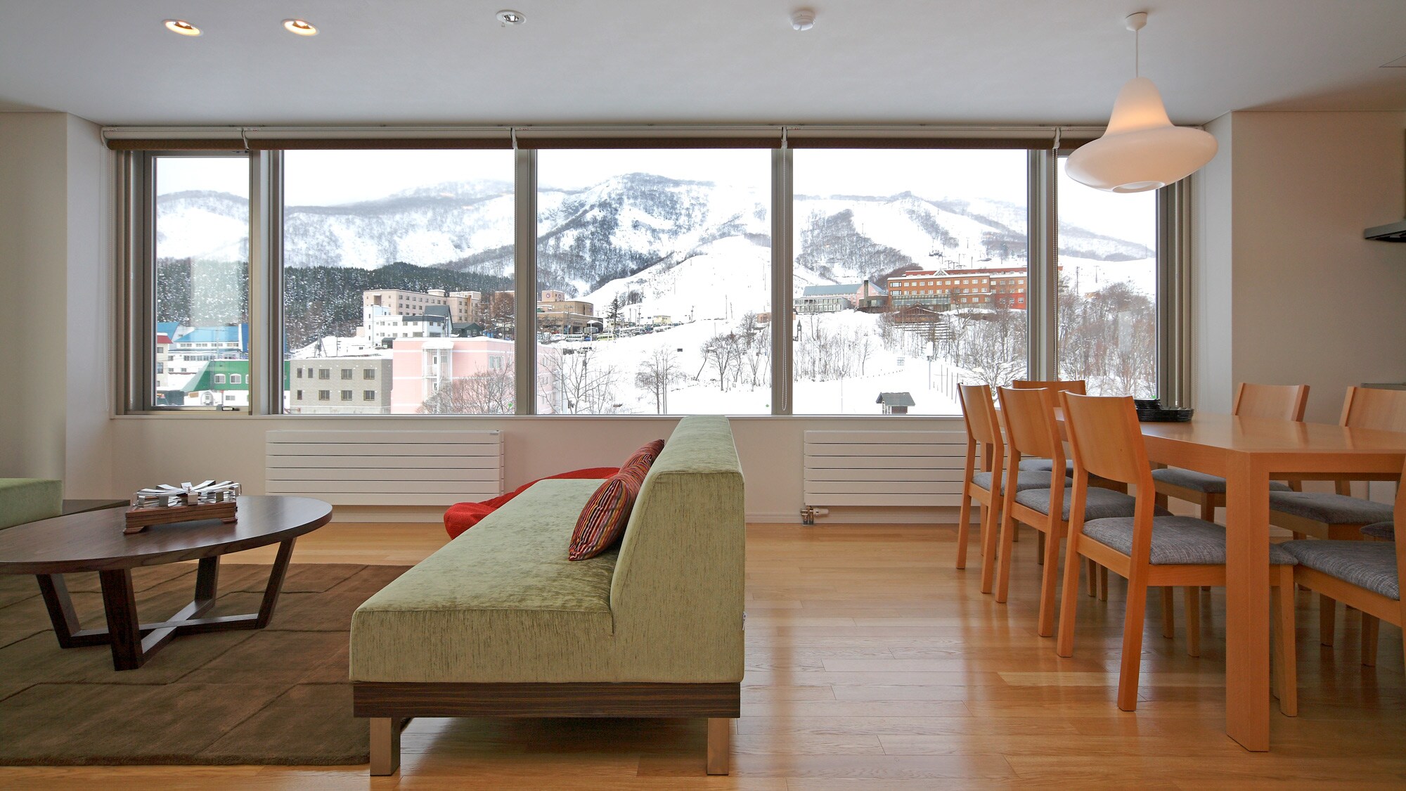[Penthouse] Living room