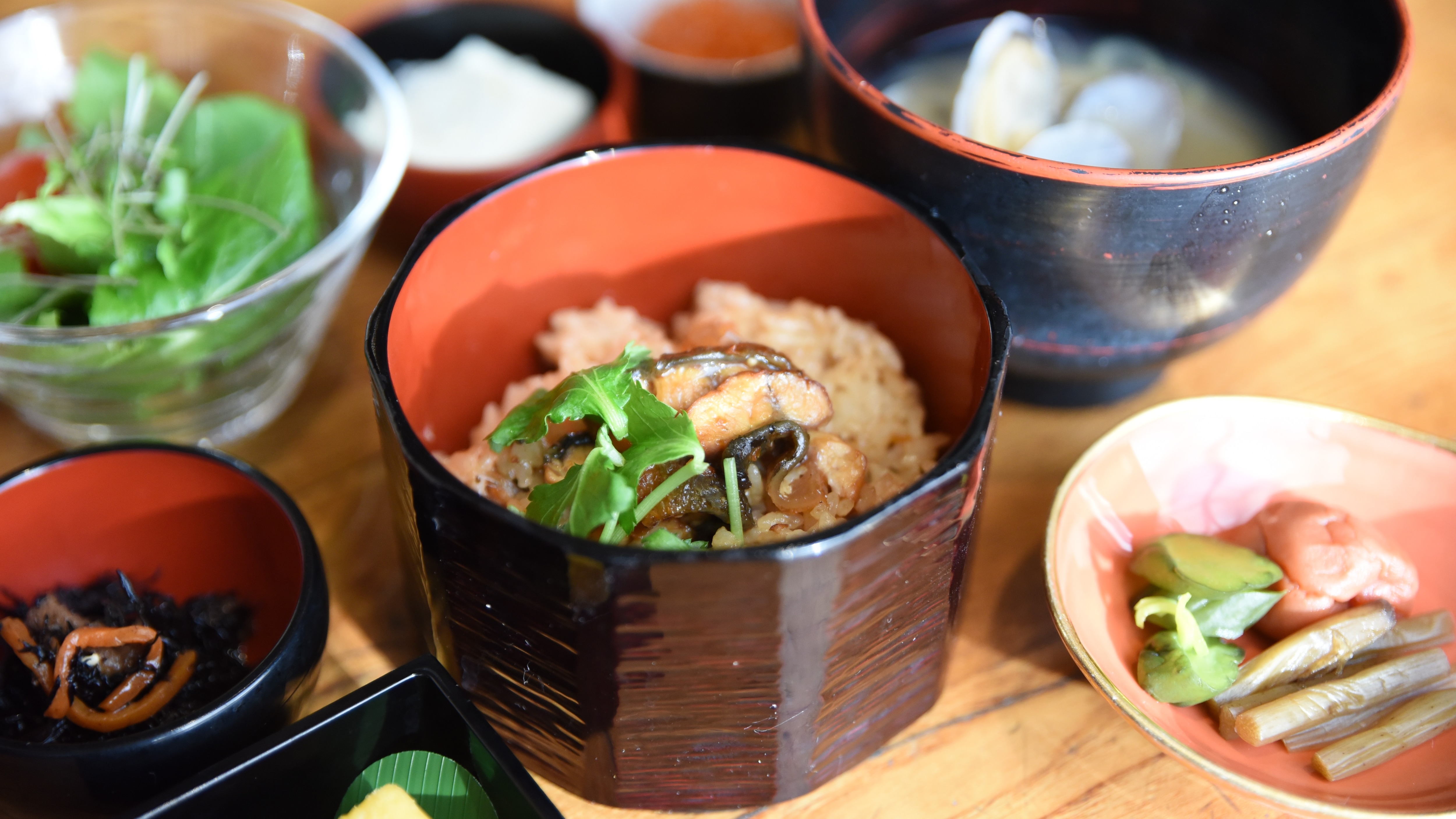 Breakfast exquisite eel rice
