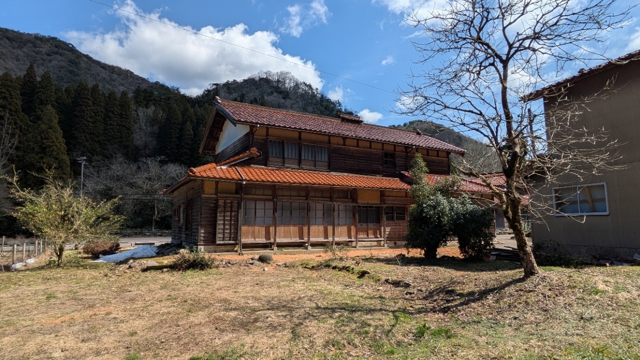 Exterior view from the garden