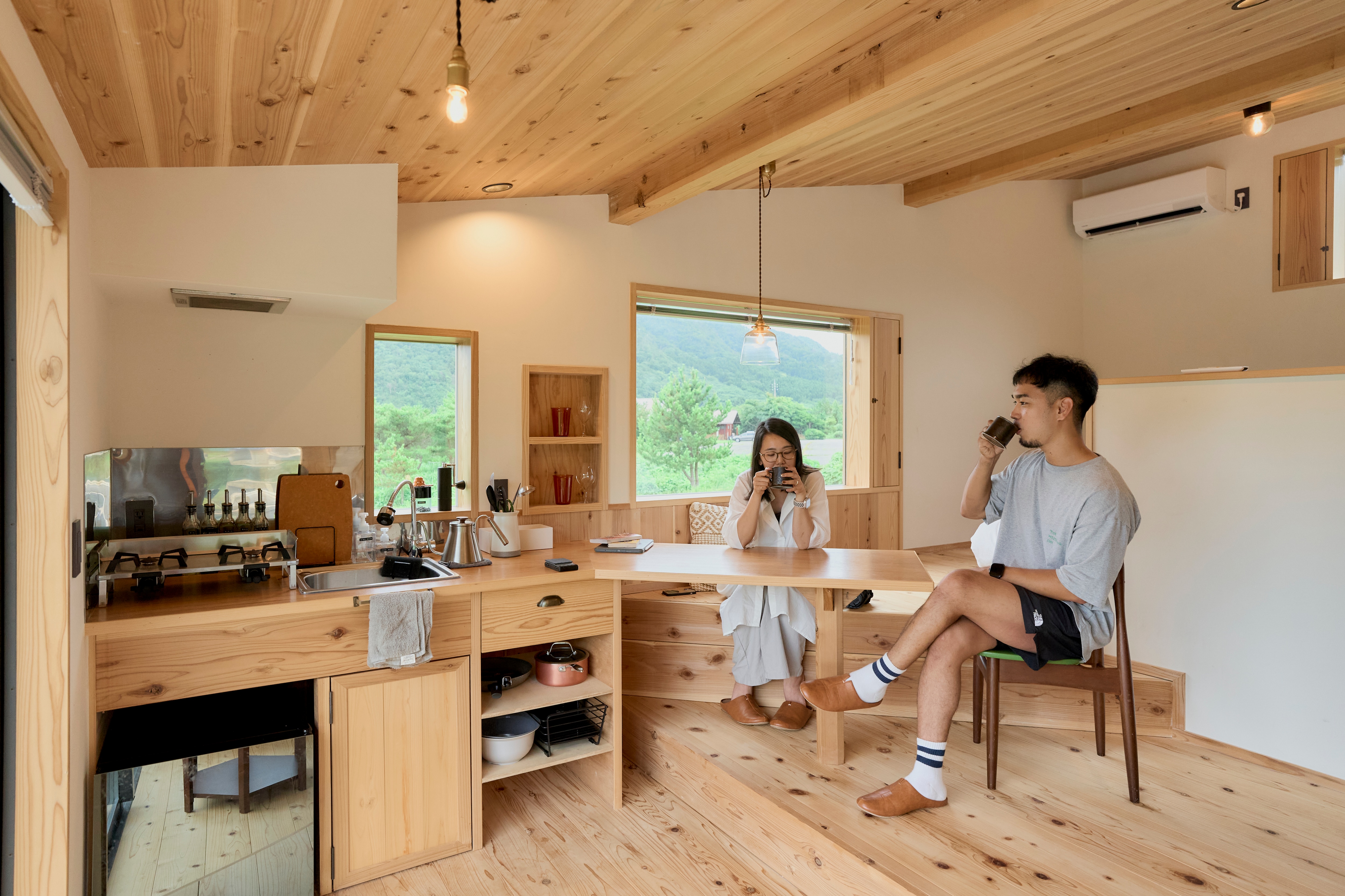 Hut-nest-