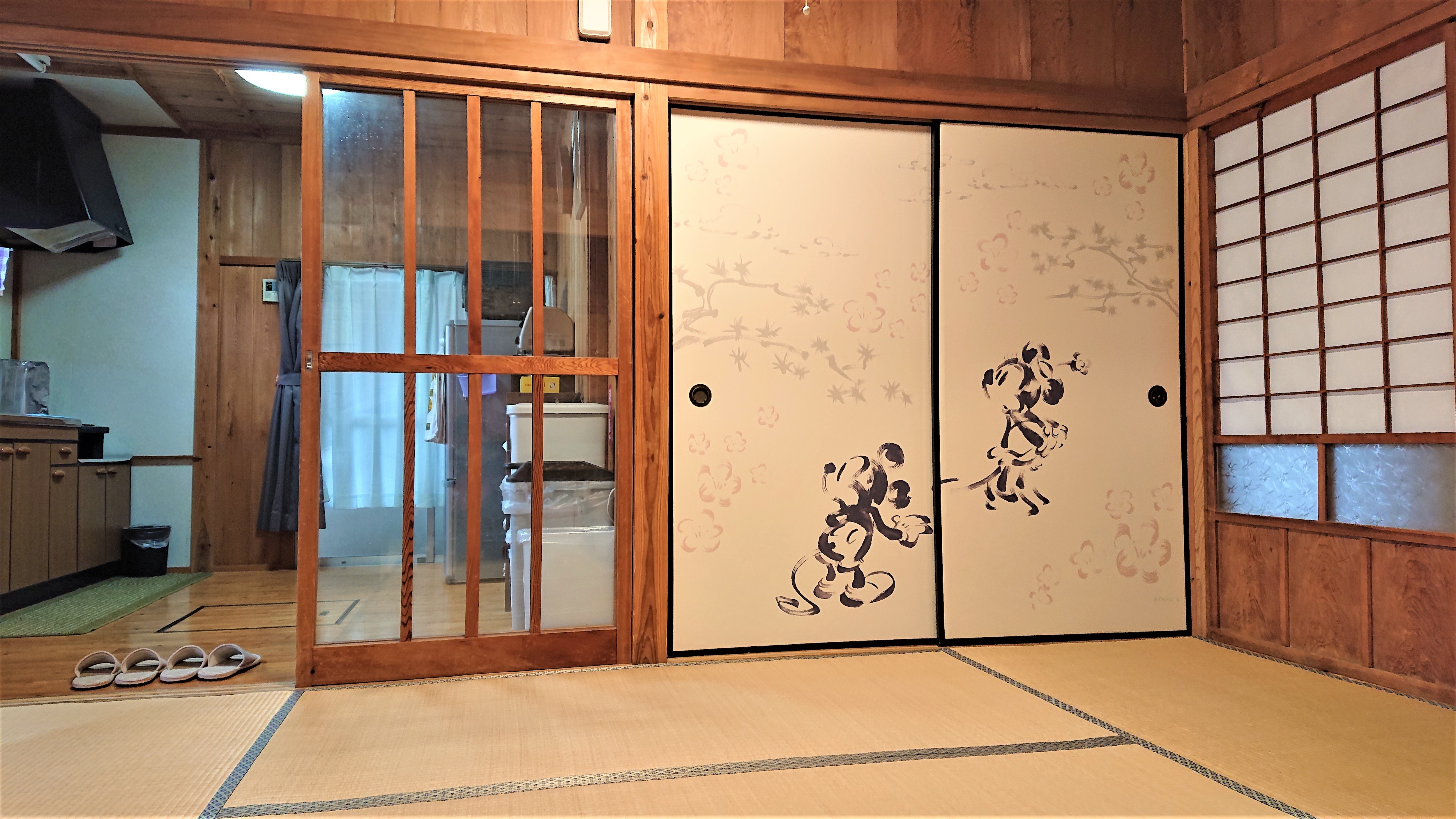 Japanese-style room, closet