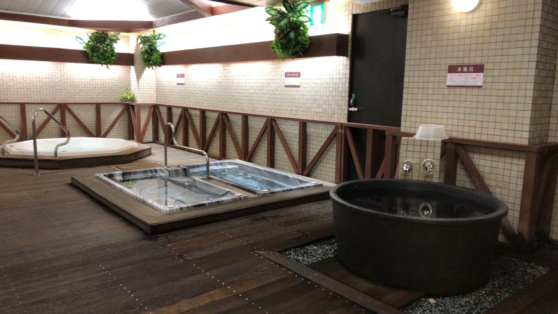 男士大浴場（按摩浴缸等）