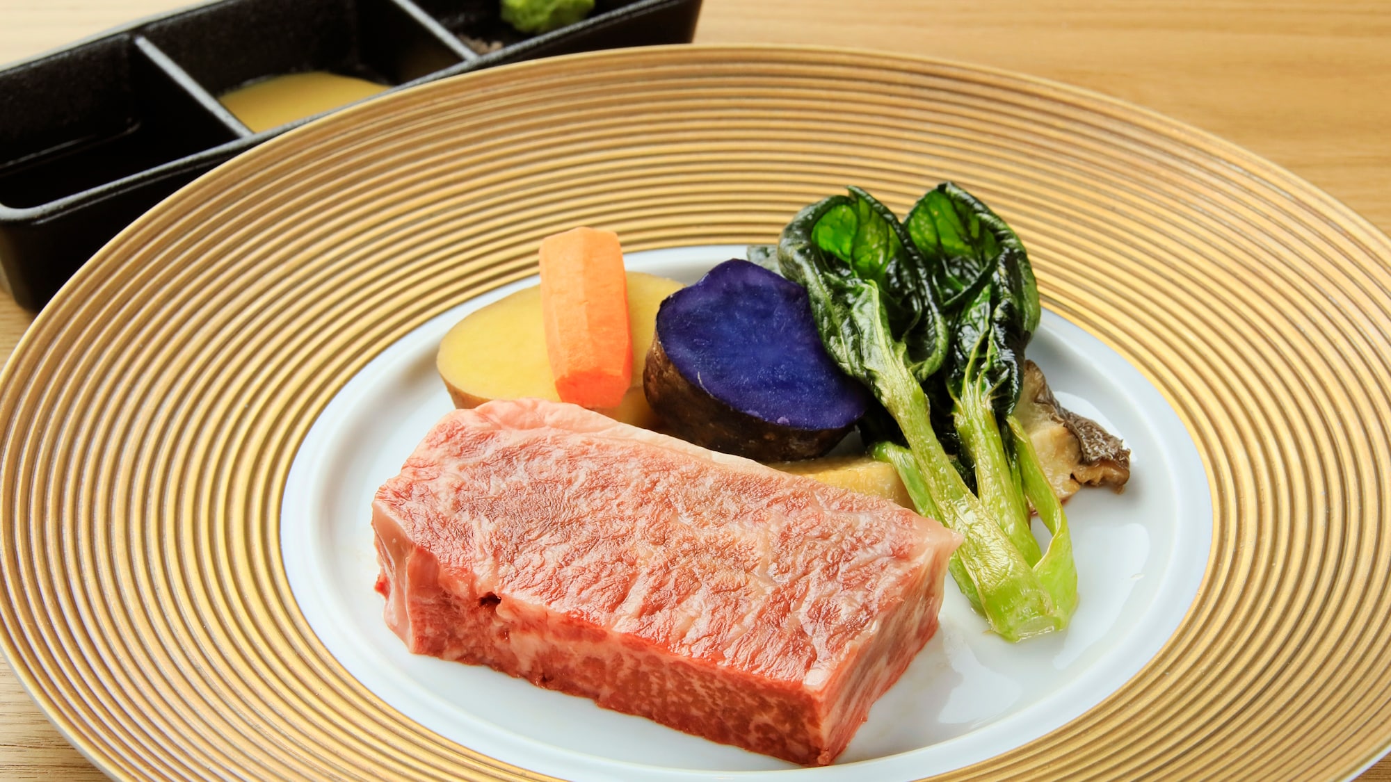 [Extreme Kaiseki] The main dish is teppanyaki of Japanese black beef (example)