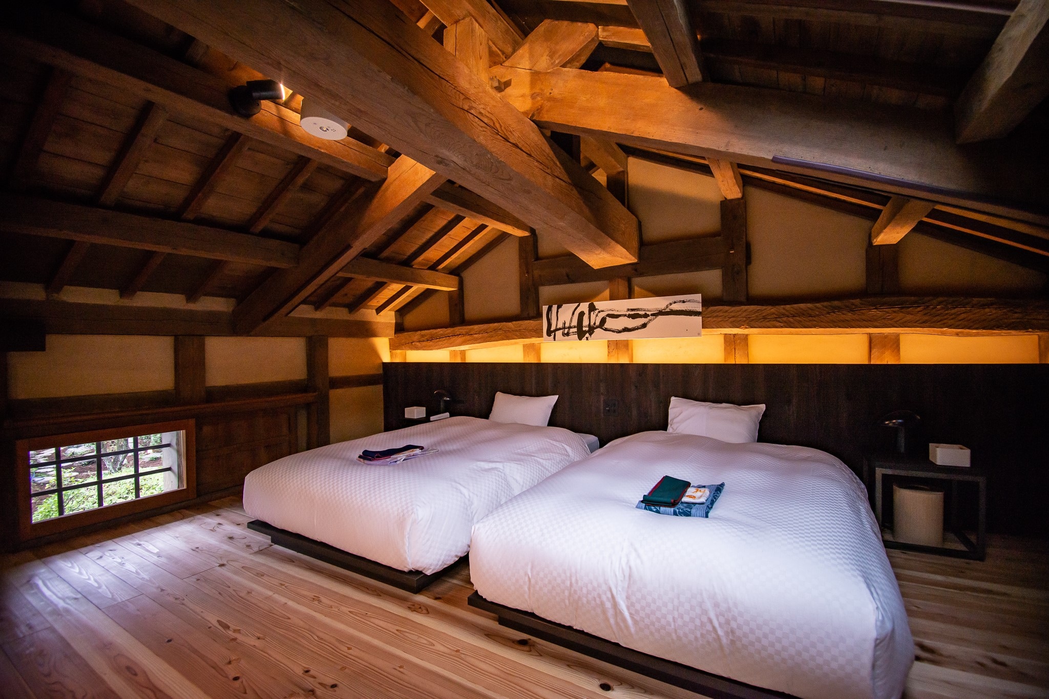 OZU_Room 502 4_Rakuten
