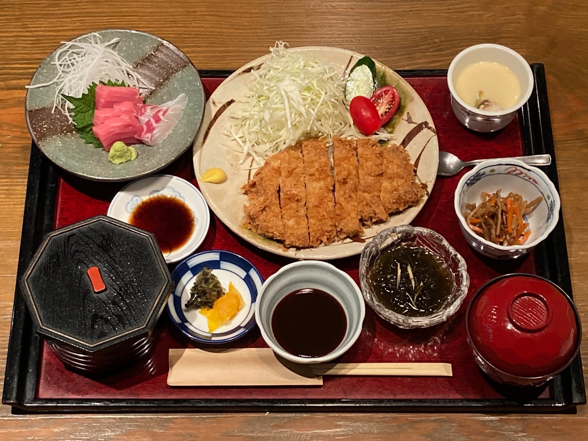 Special pork loin cutlet meal