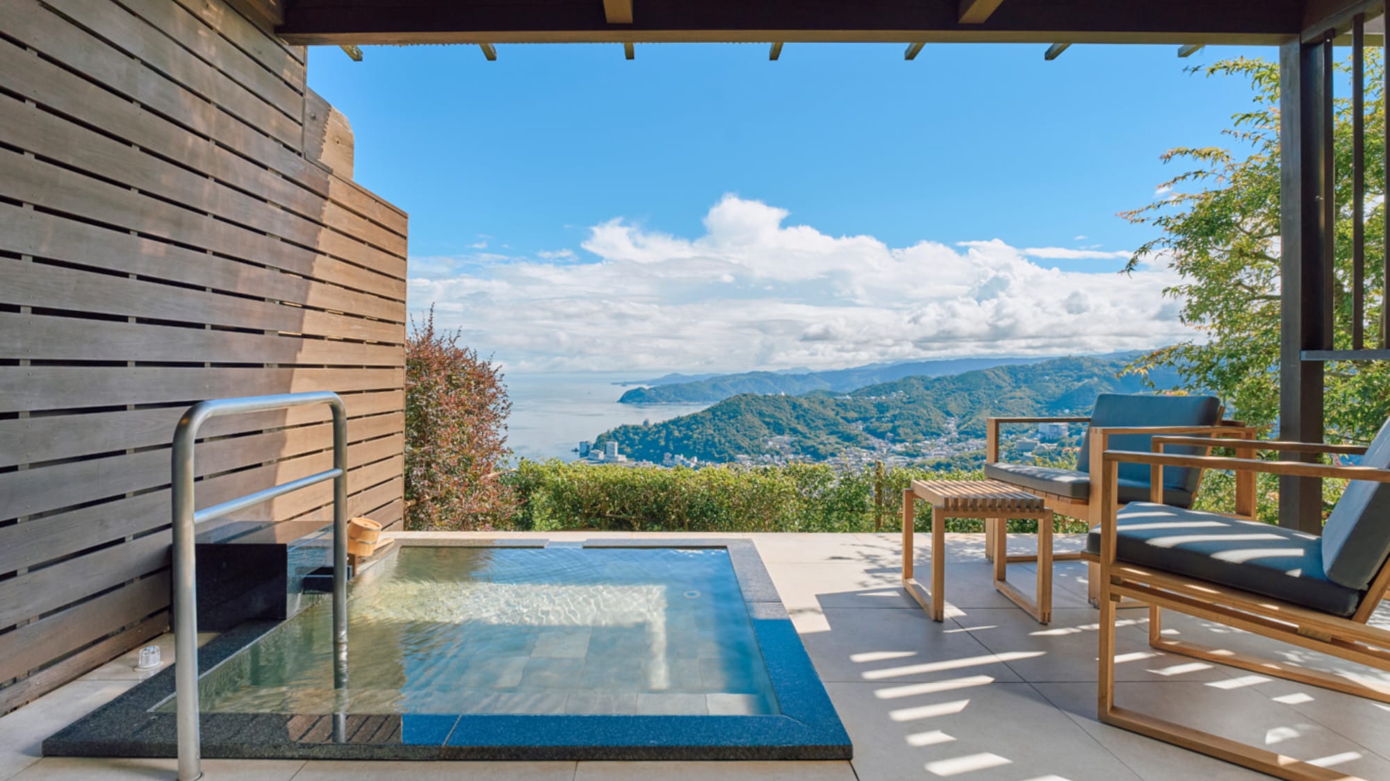 [附露天浴池的好萊塢雙床房] 50.4平方公尺的客房附露天浴池