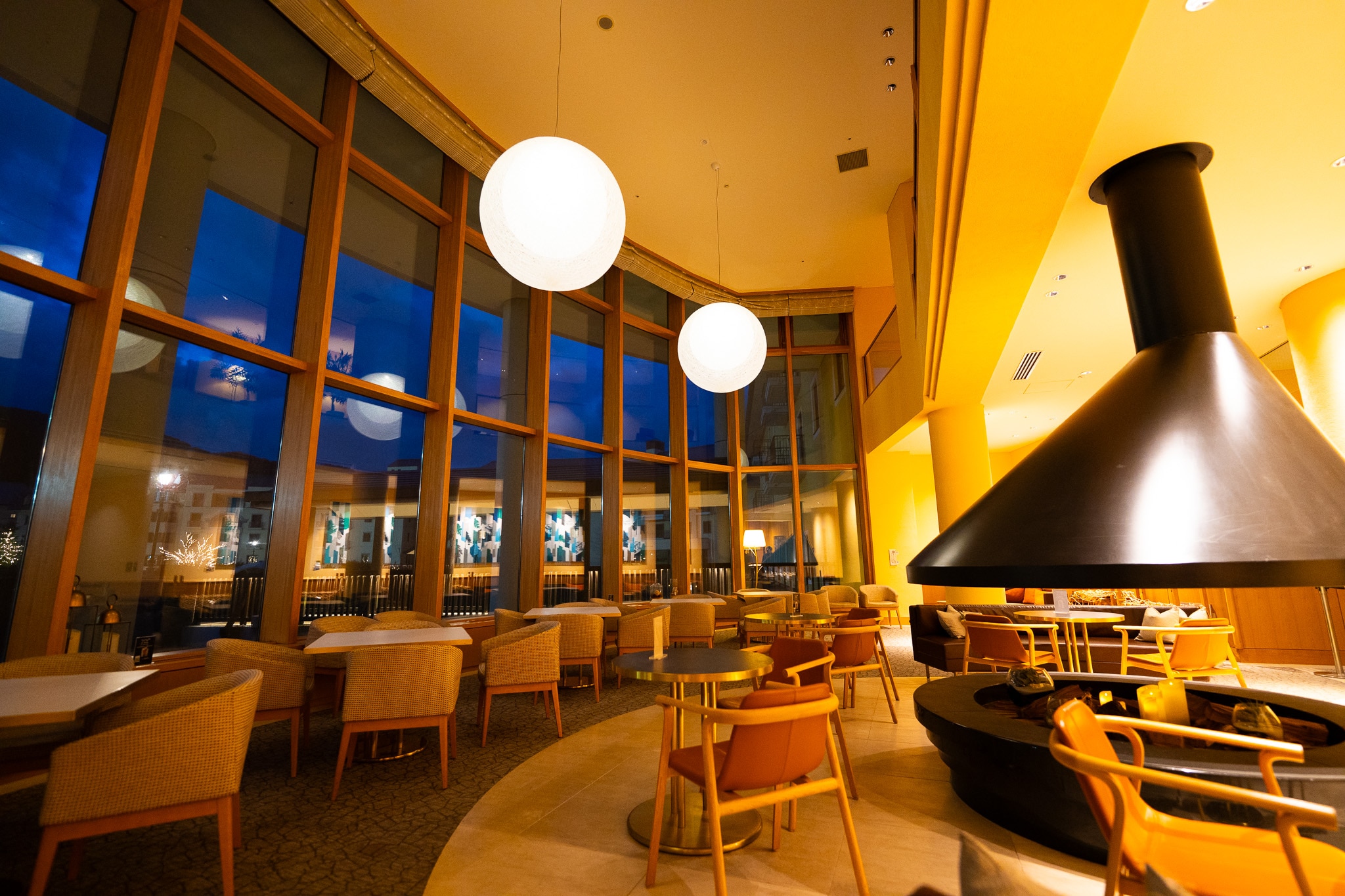 コテージラウンジ