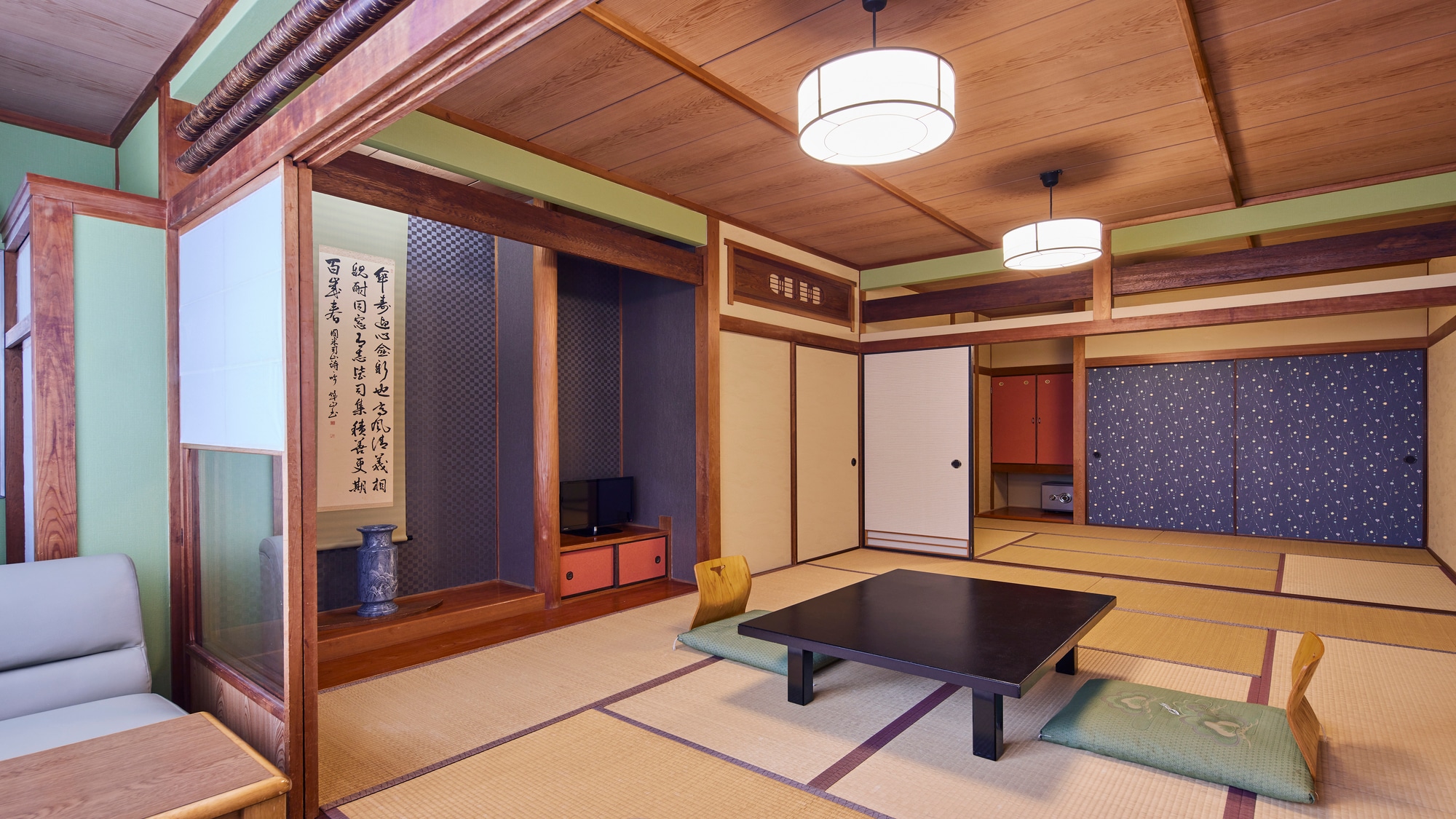 Main building Japanese-style room 16 tatami mats