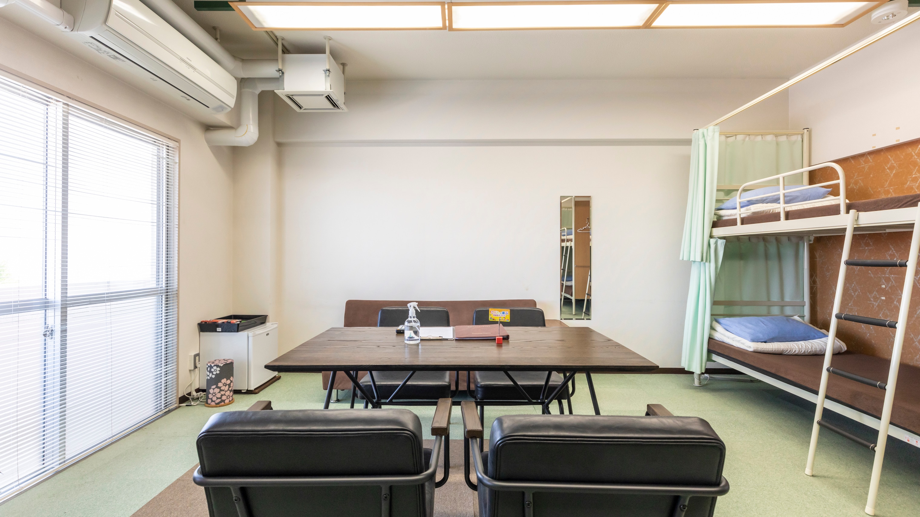 [Non-smoking] Family room for 1 to 8 people (bunk bed, shared bathroom and toilet) 204