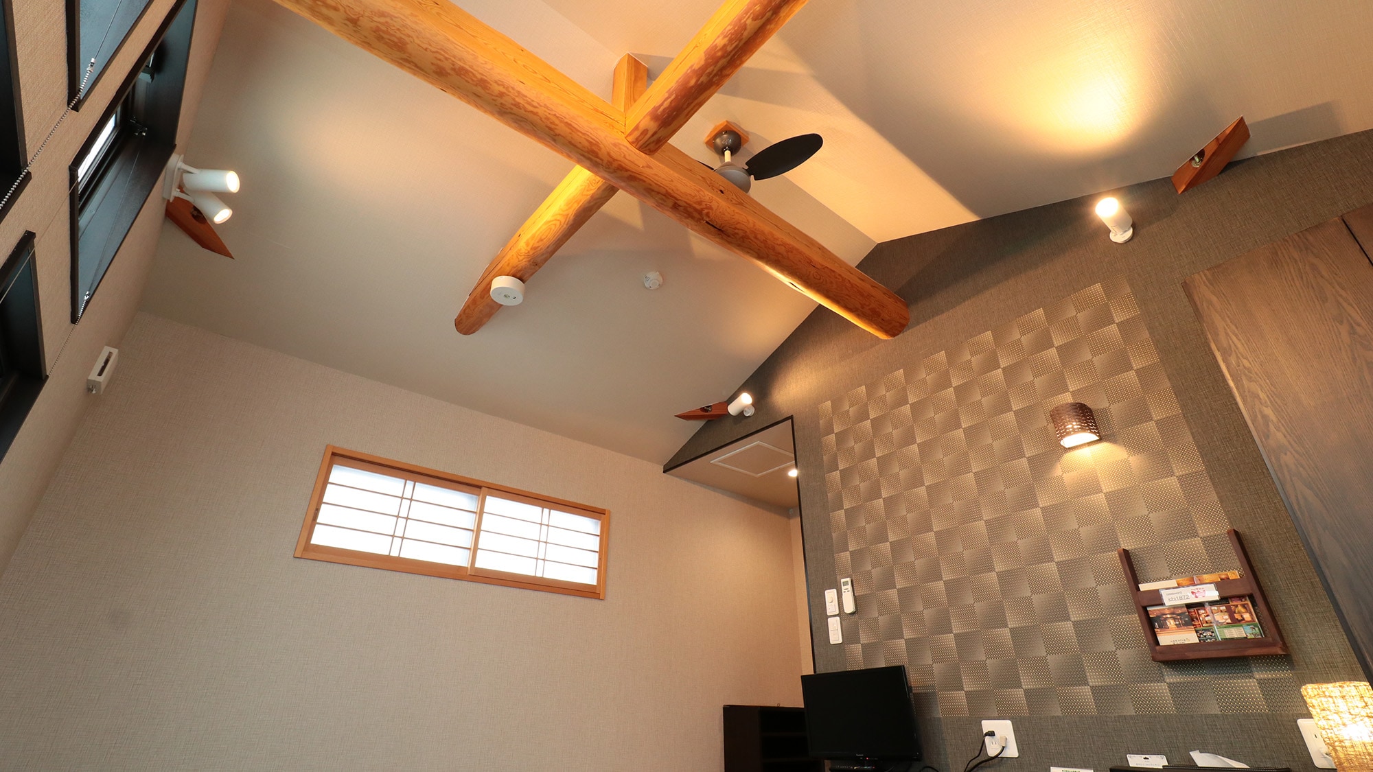 [Guest Rooms] [Annex] Kaze, Hayashi, Hana, Yama (bathroom and toilet non-smoking) 2nd floor