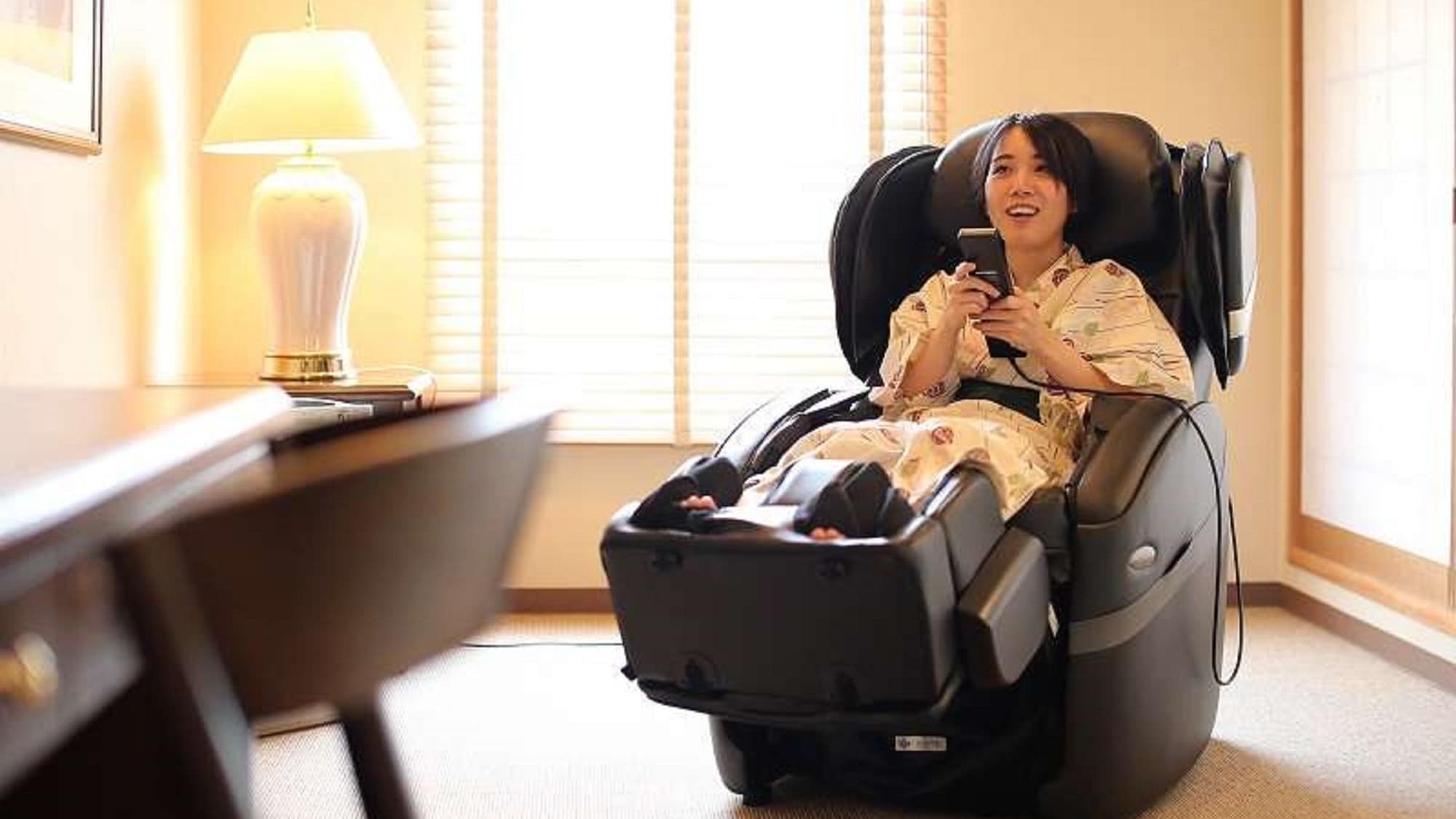 All semi-suite rooms on the top floor have massage chairs!