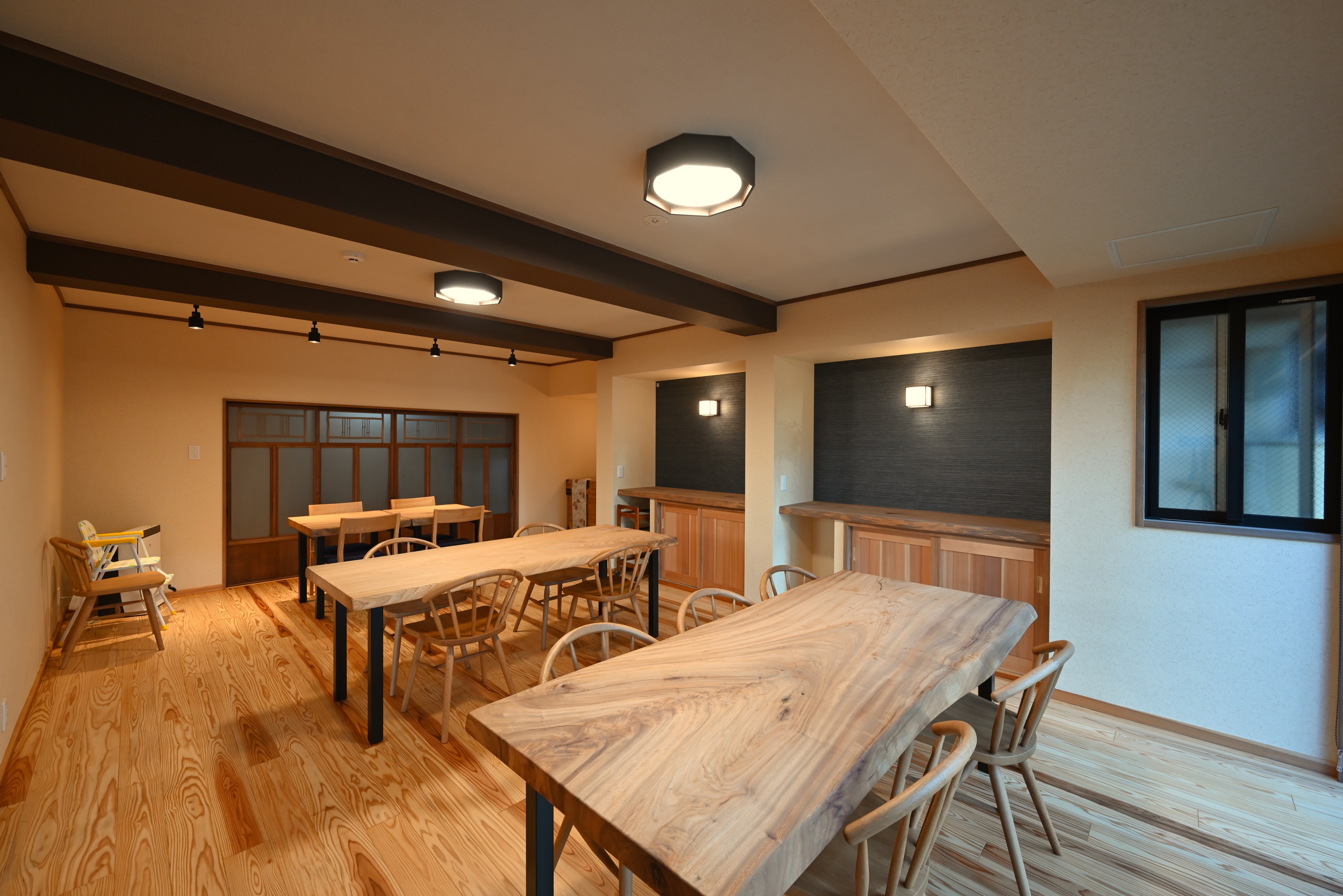 Restaurants (1)