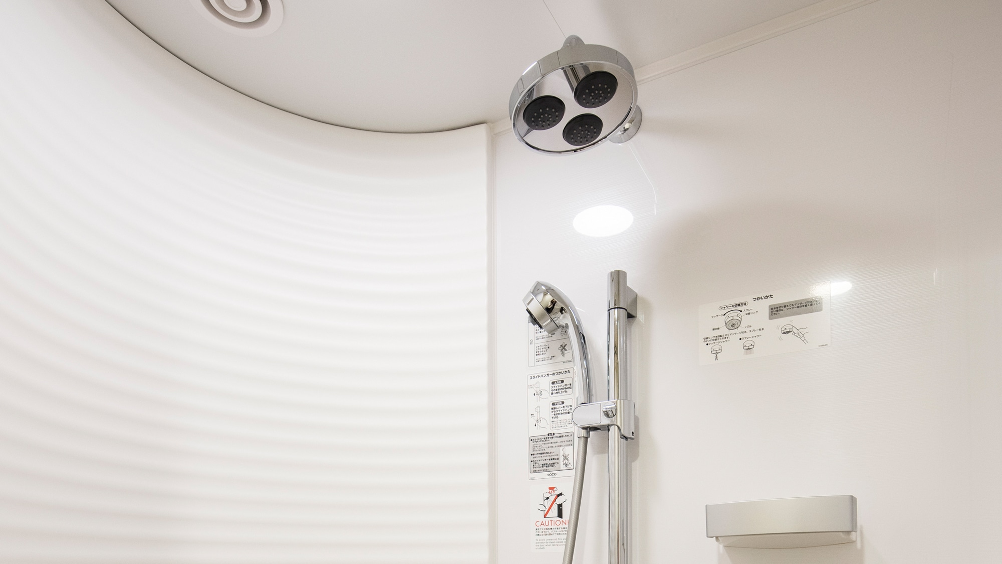 [Guest room] Moderate double/shower booth