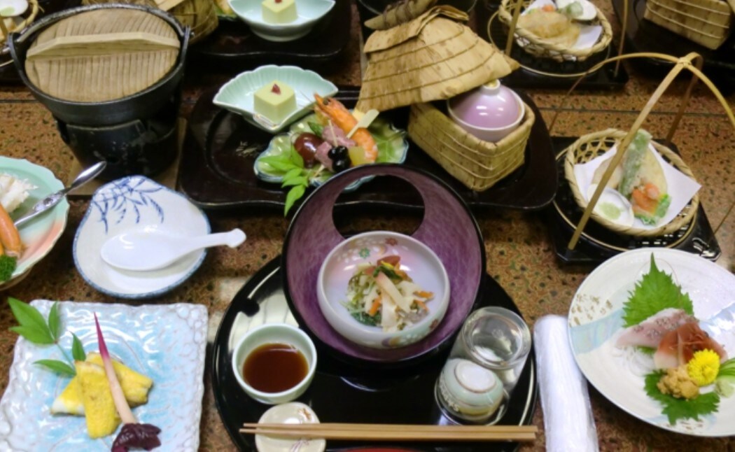 Thức ăn (ví dụ)