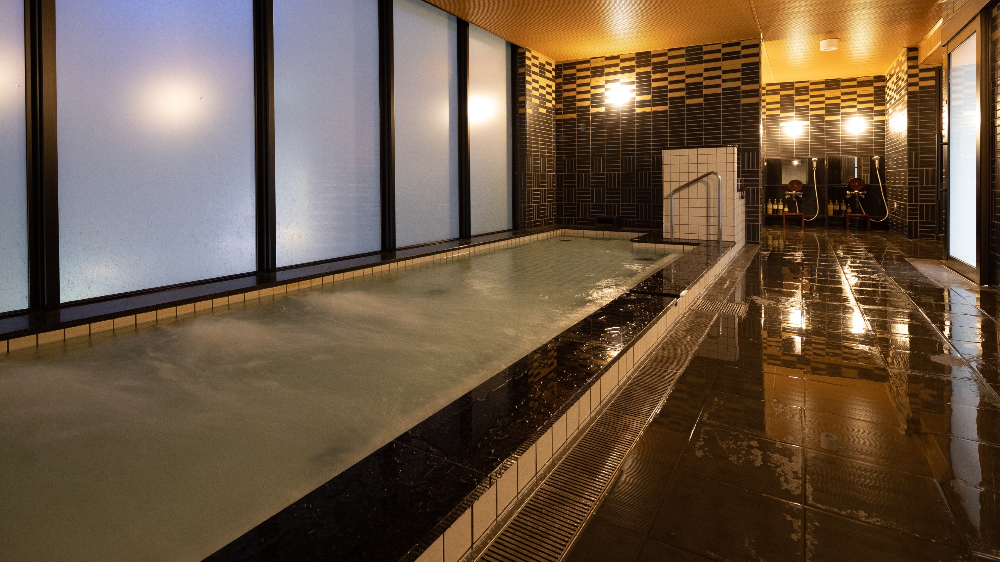 [3F / Men's public bath]