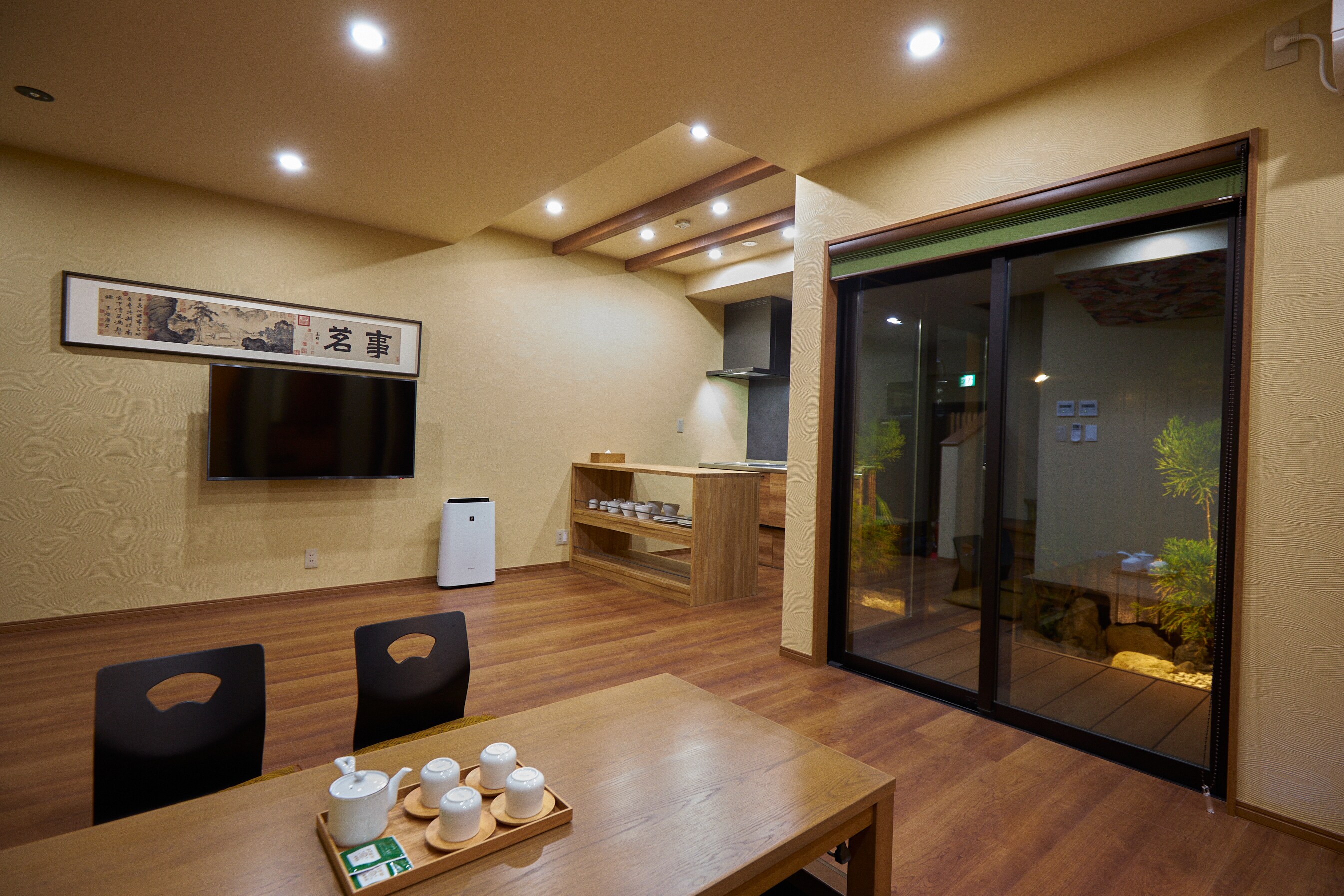 1st floor Living room