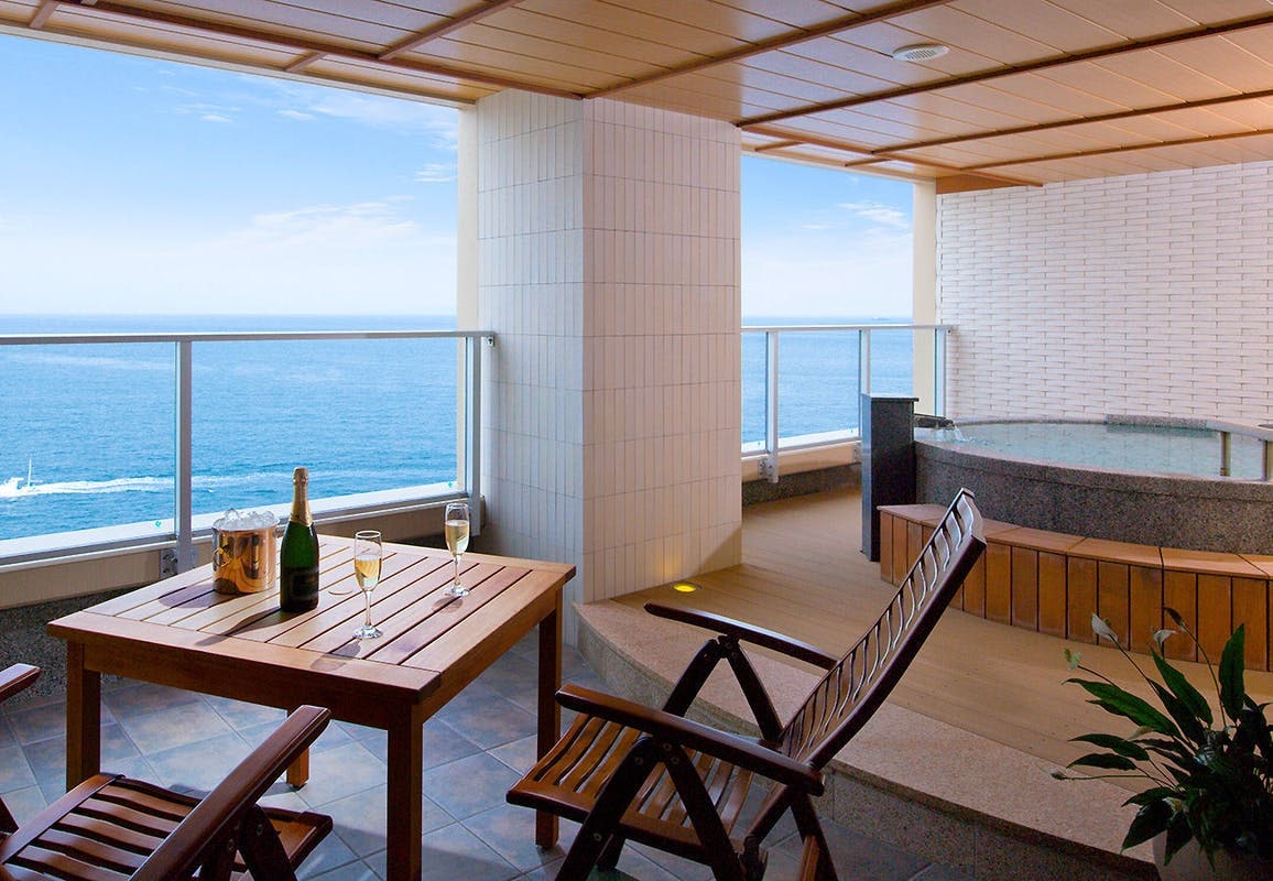 Guest room A type with open-air bath