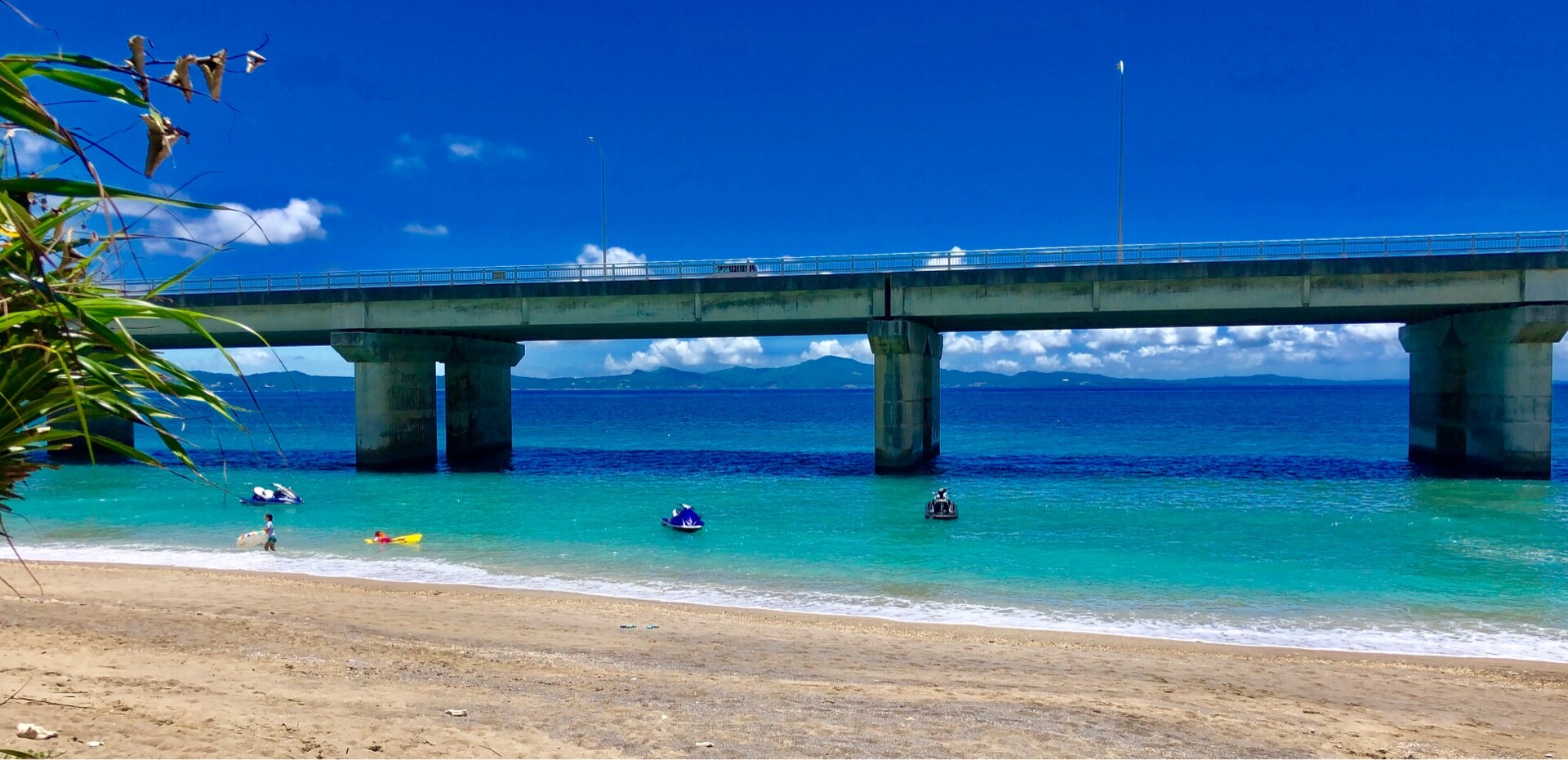 Pantai pribadi tepat di depan Anda