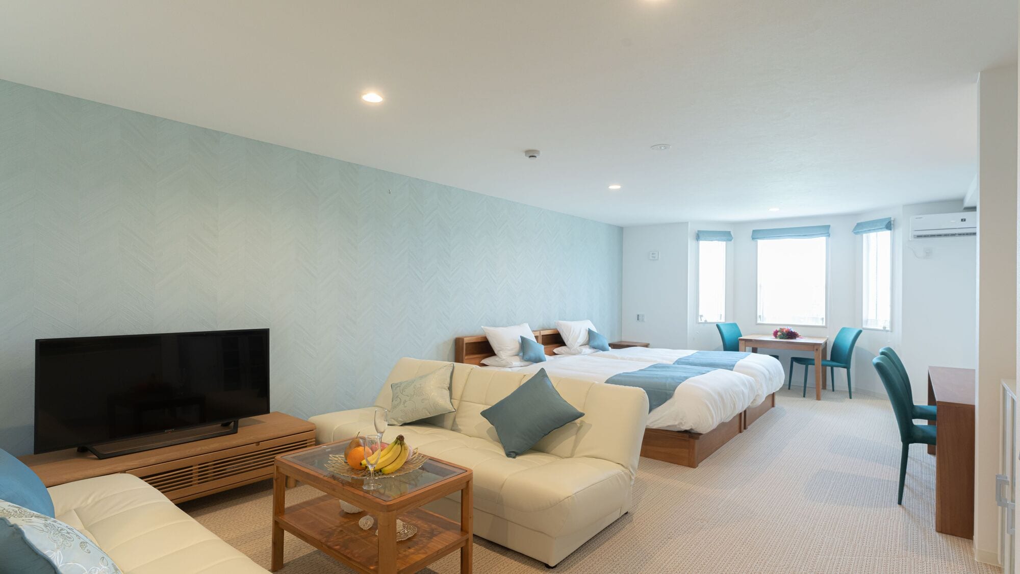 Superior Twin Room (42 square meters)