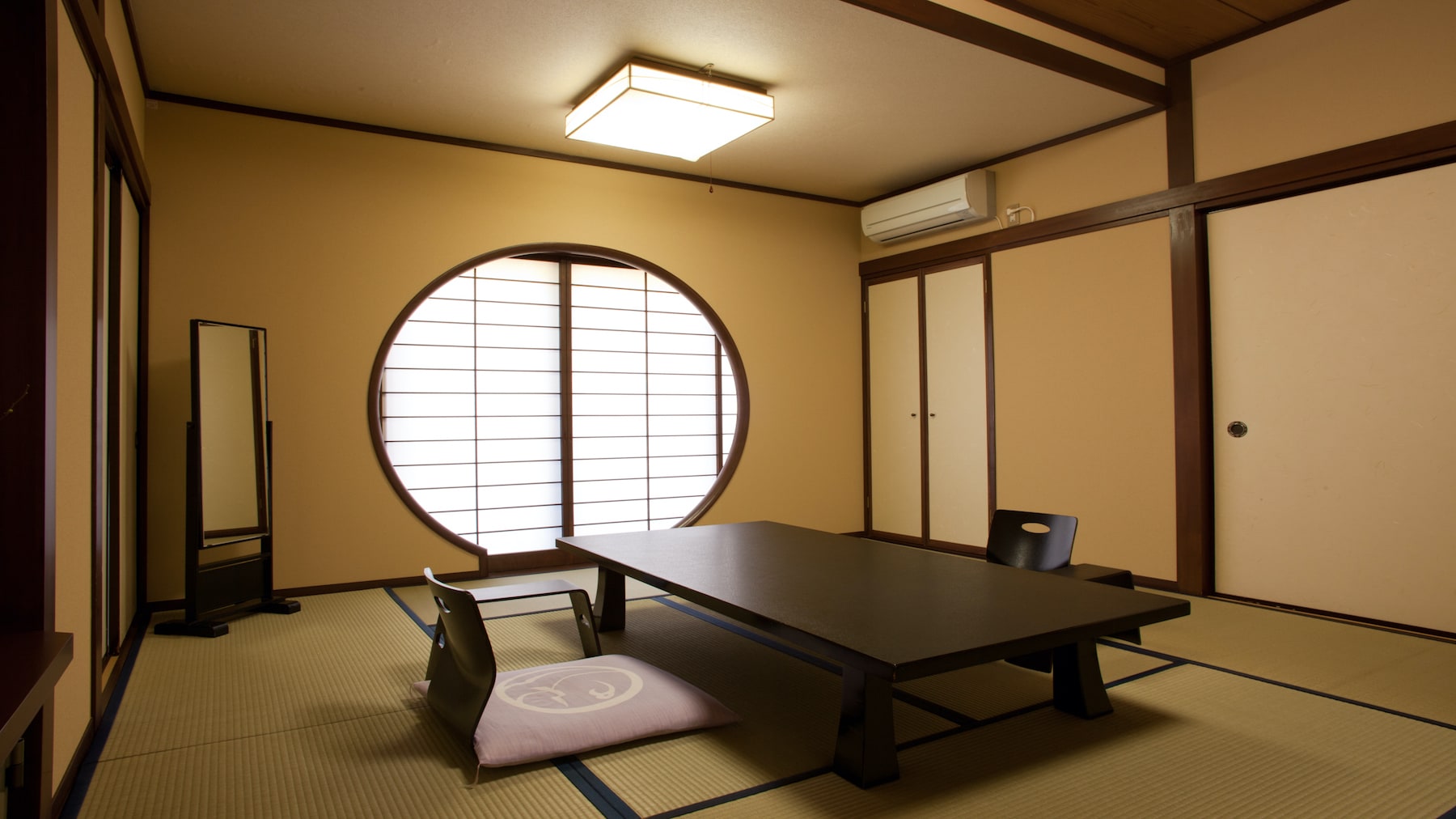 [Japanese and Western special room] Kiun no Ma-Non-smoking room with twin beds-