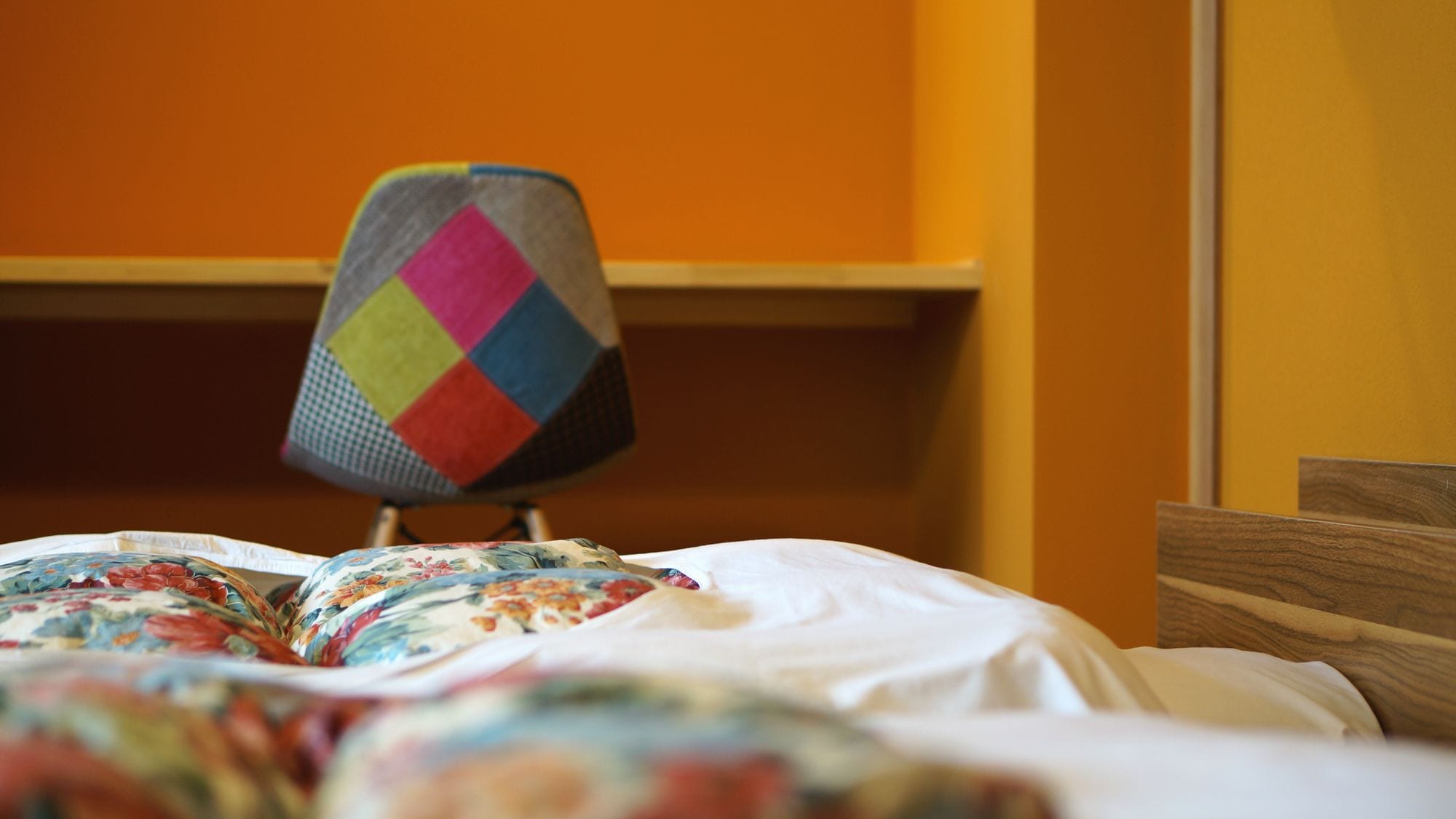 There are two Simmons semi-double beds.