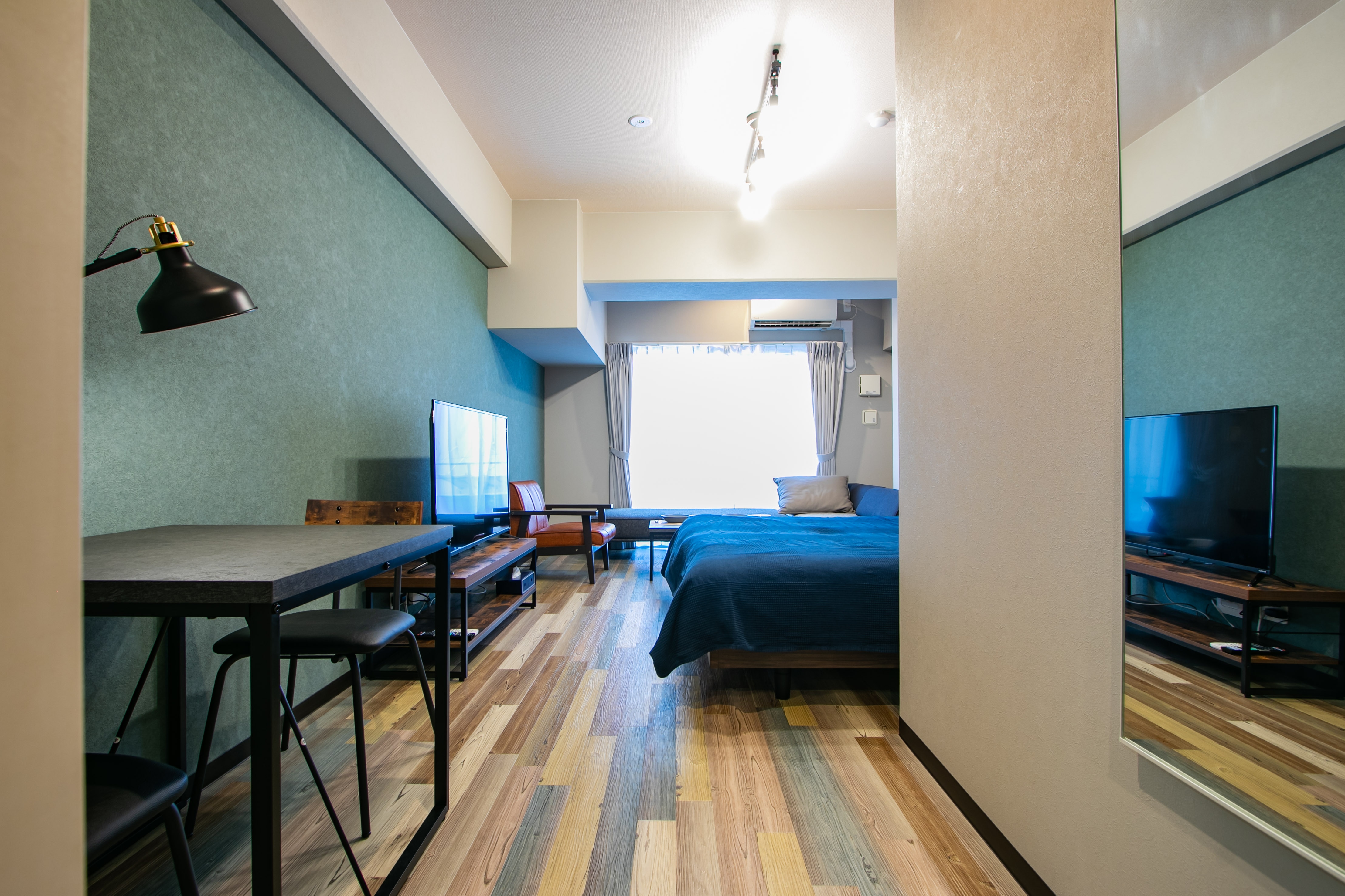 Kamar Twin Hollywood