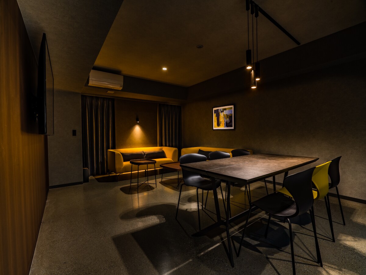 Designer suite