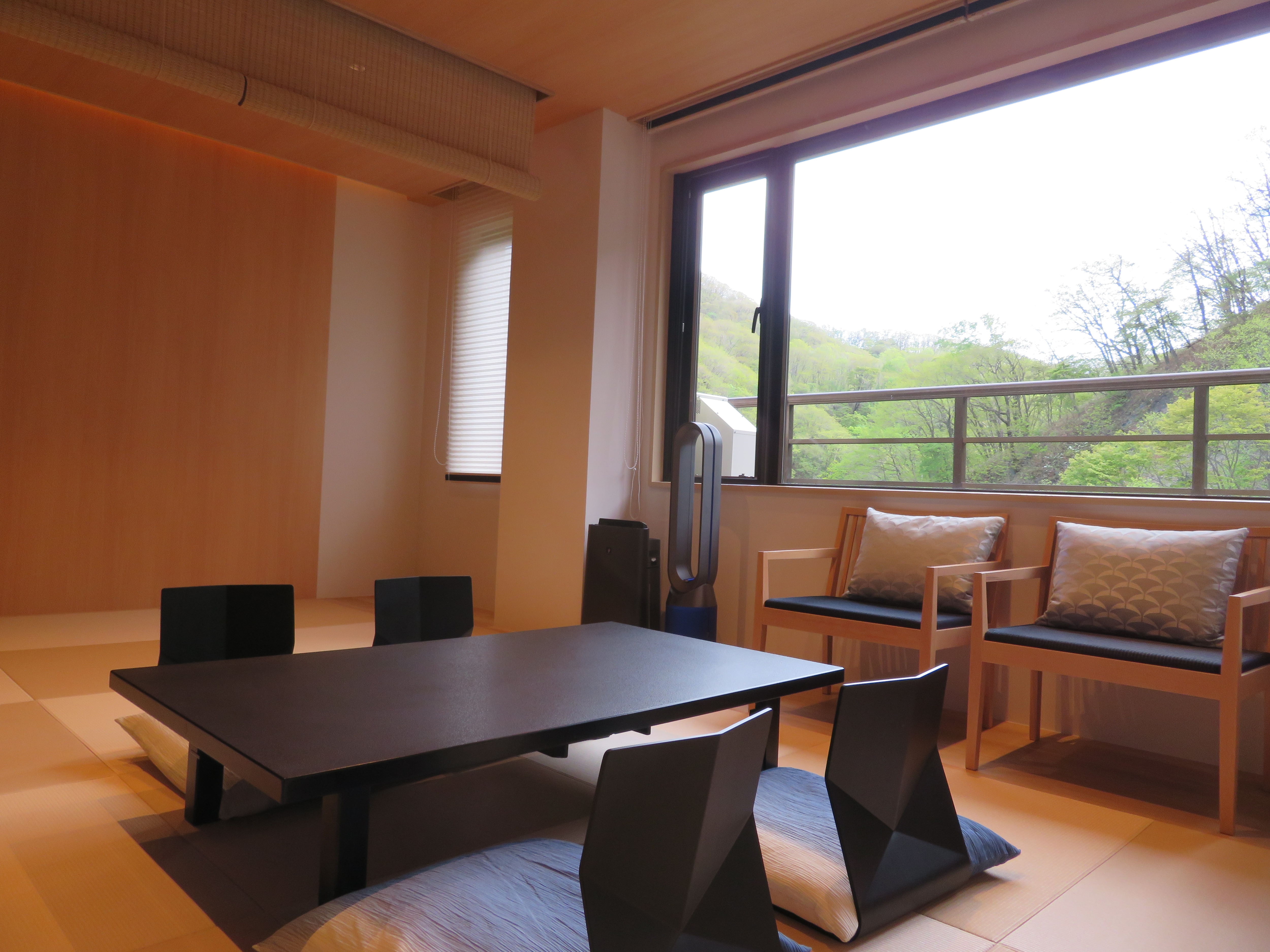 4th floor "Rindo"
