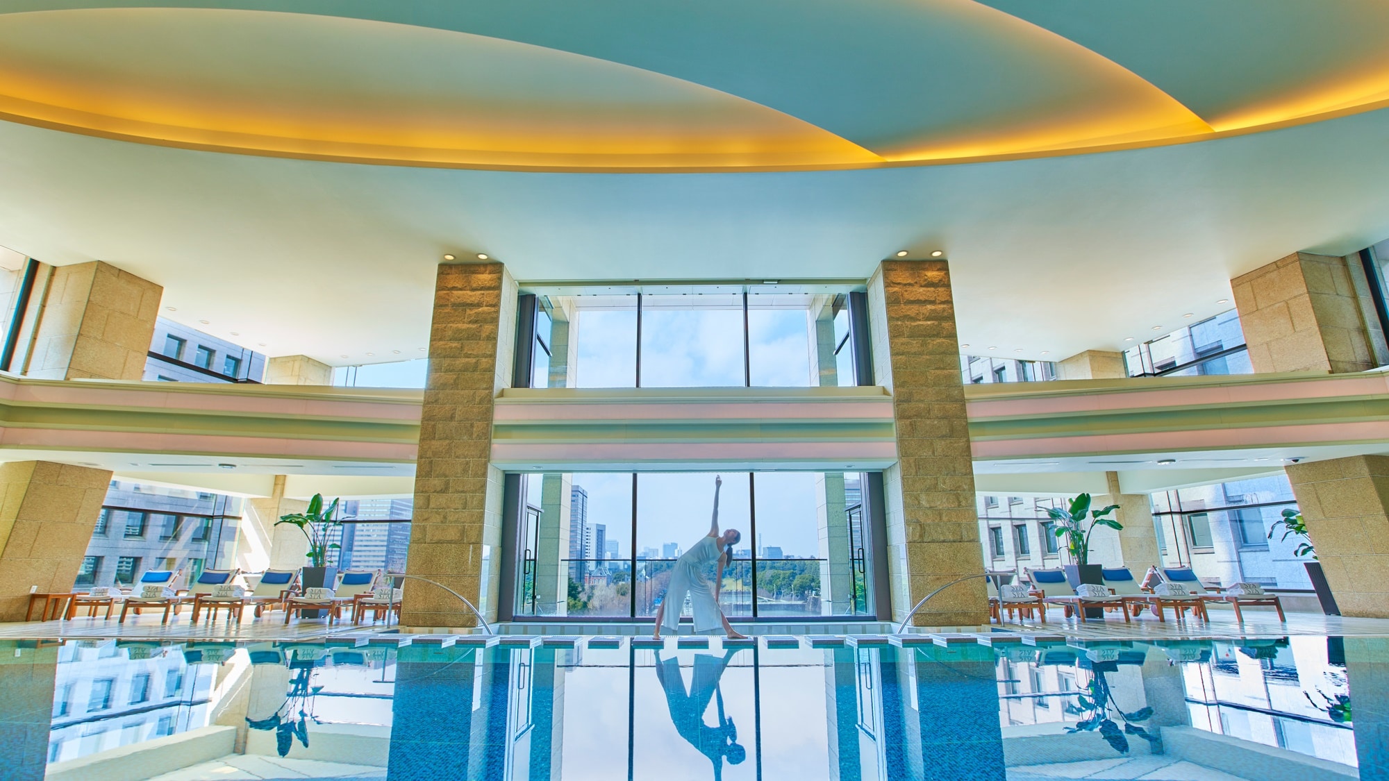 swimming pool