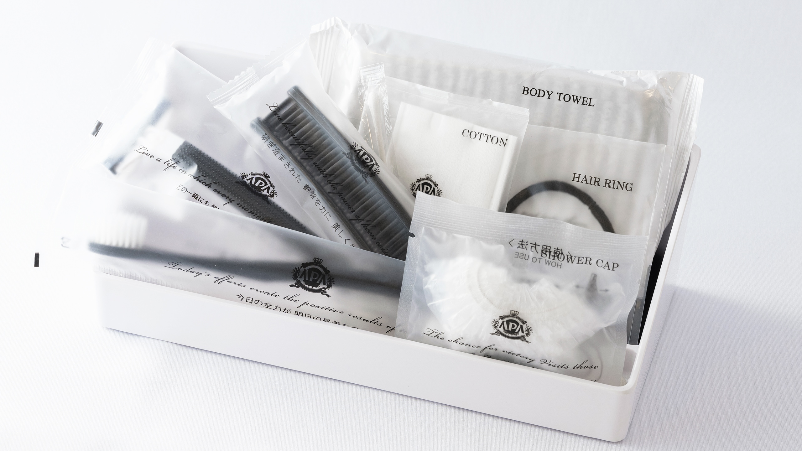 ●High-grade amenity set