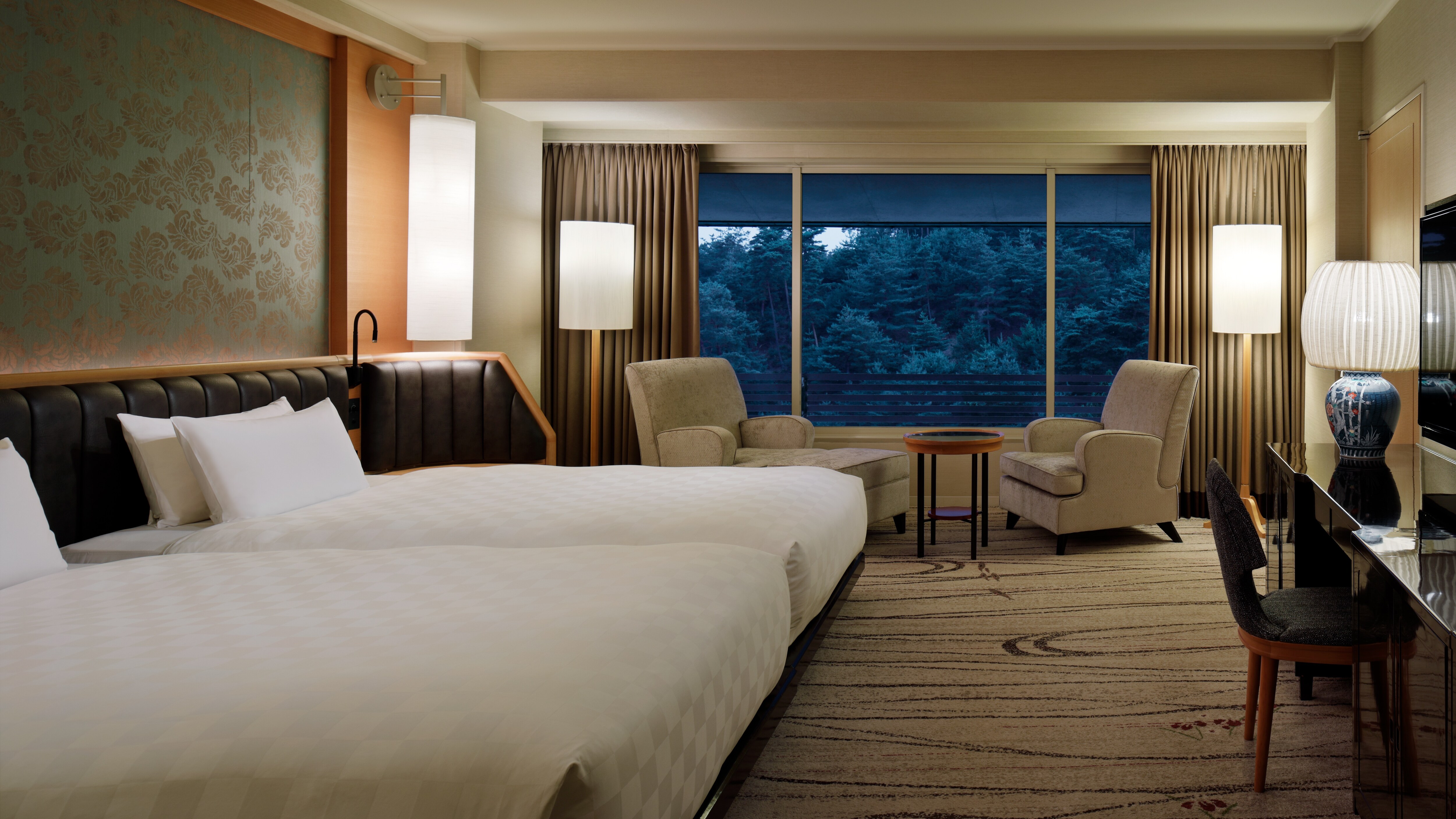 & diams; Club Suite 8th floor