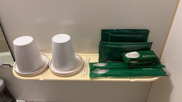 Tiện nghi phòng tắm tiêu chuẩn đôi/bán đôi